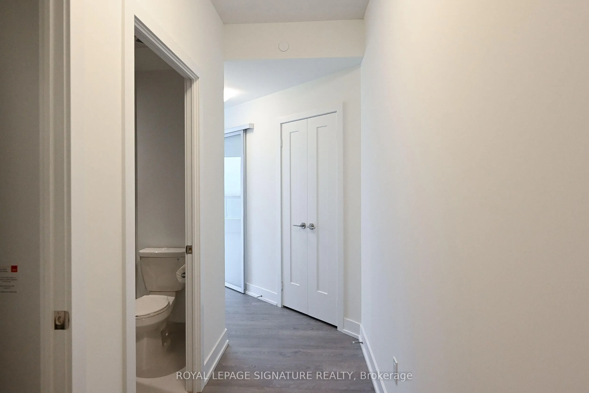 7 Mabelle Avenue, #4304