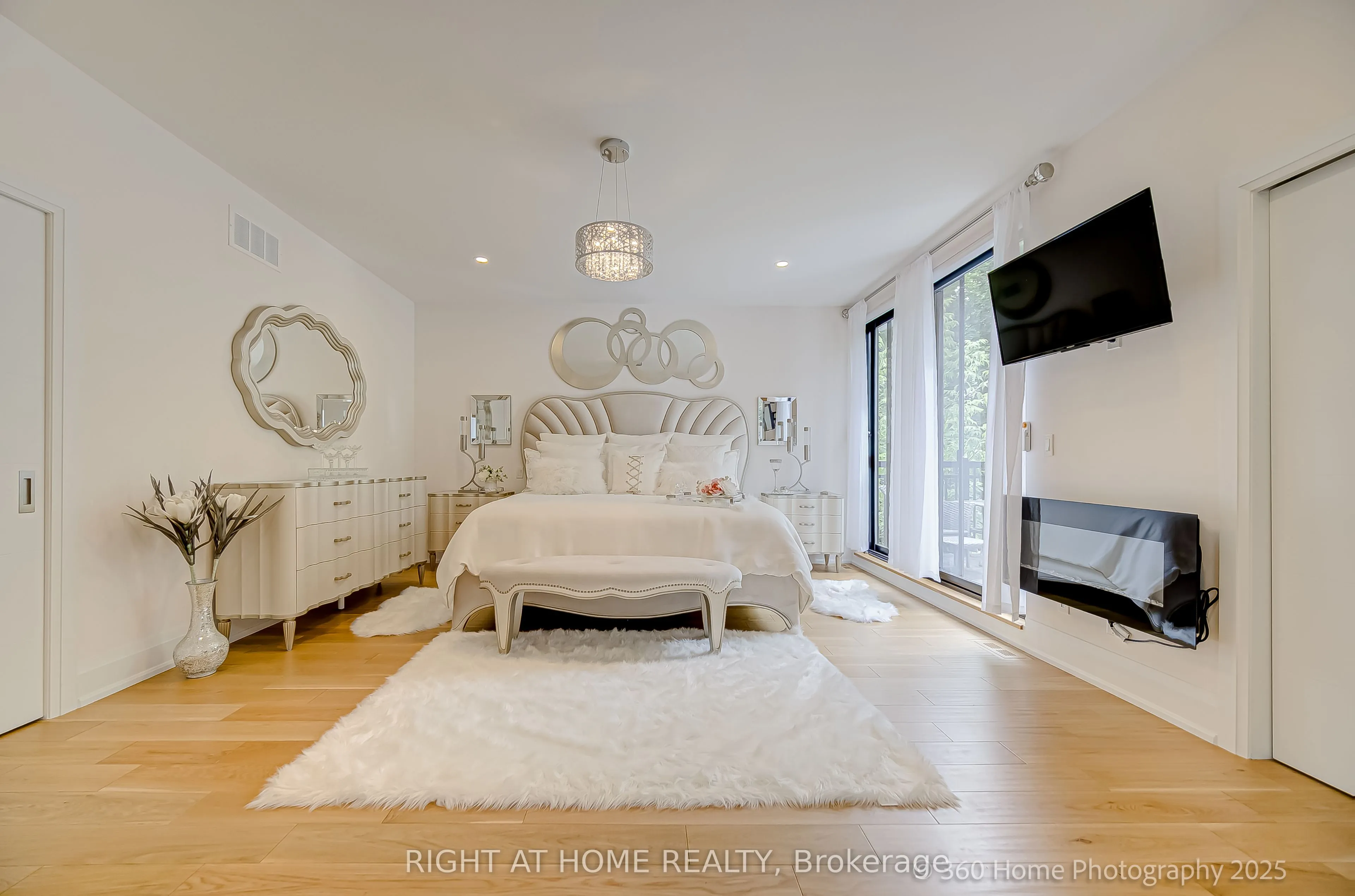 238 Renforth Drive