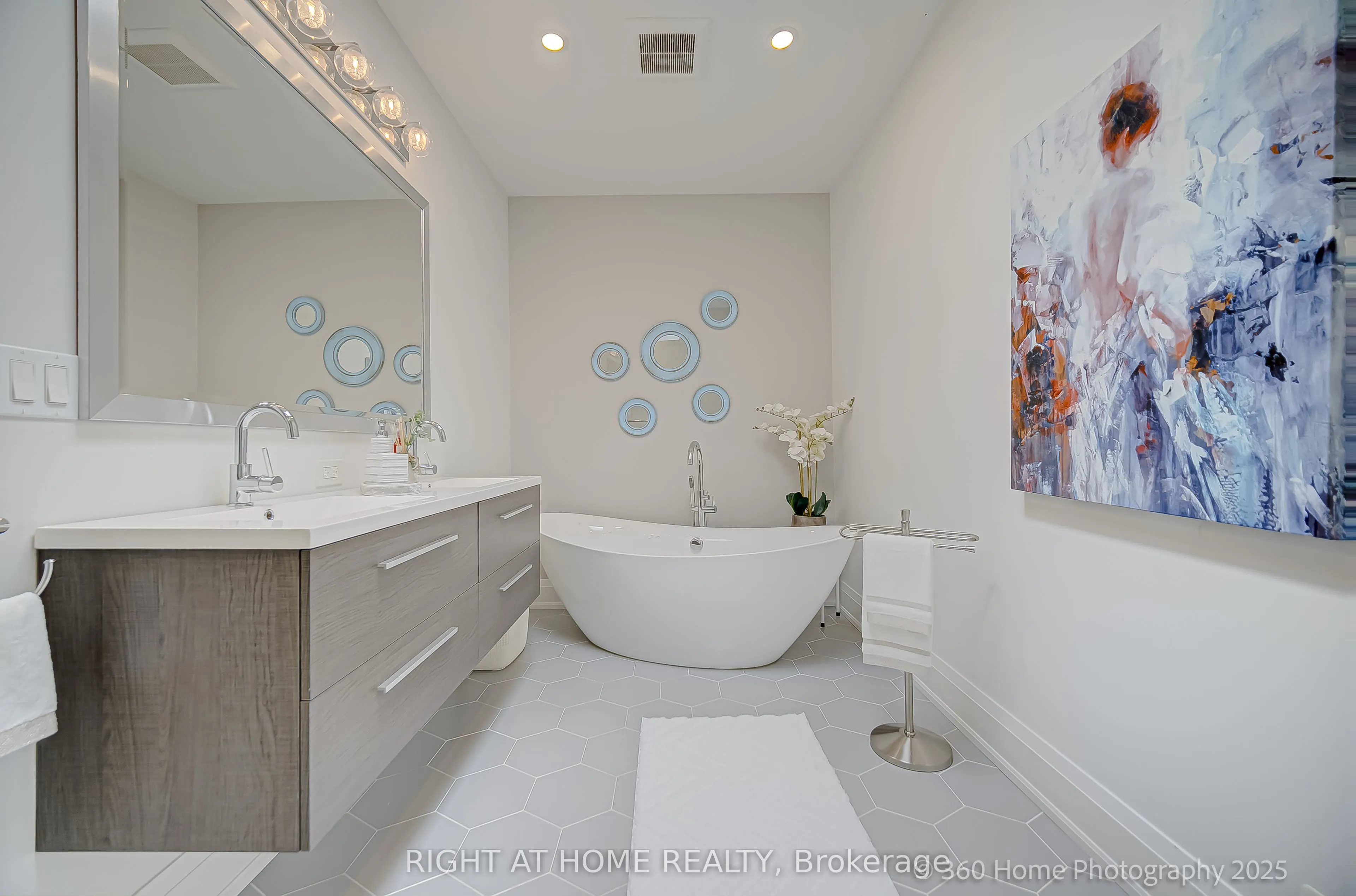 238 Renforth Drive