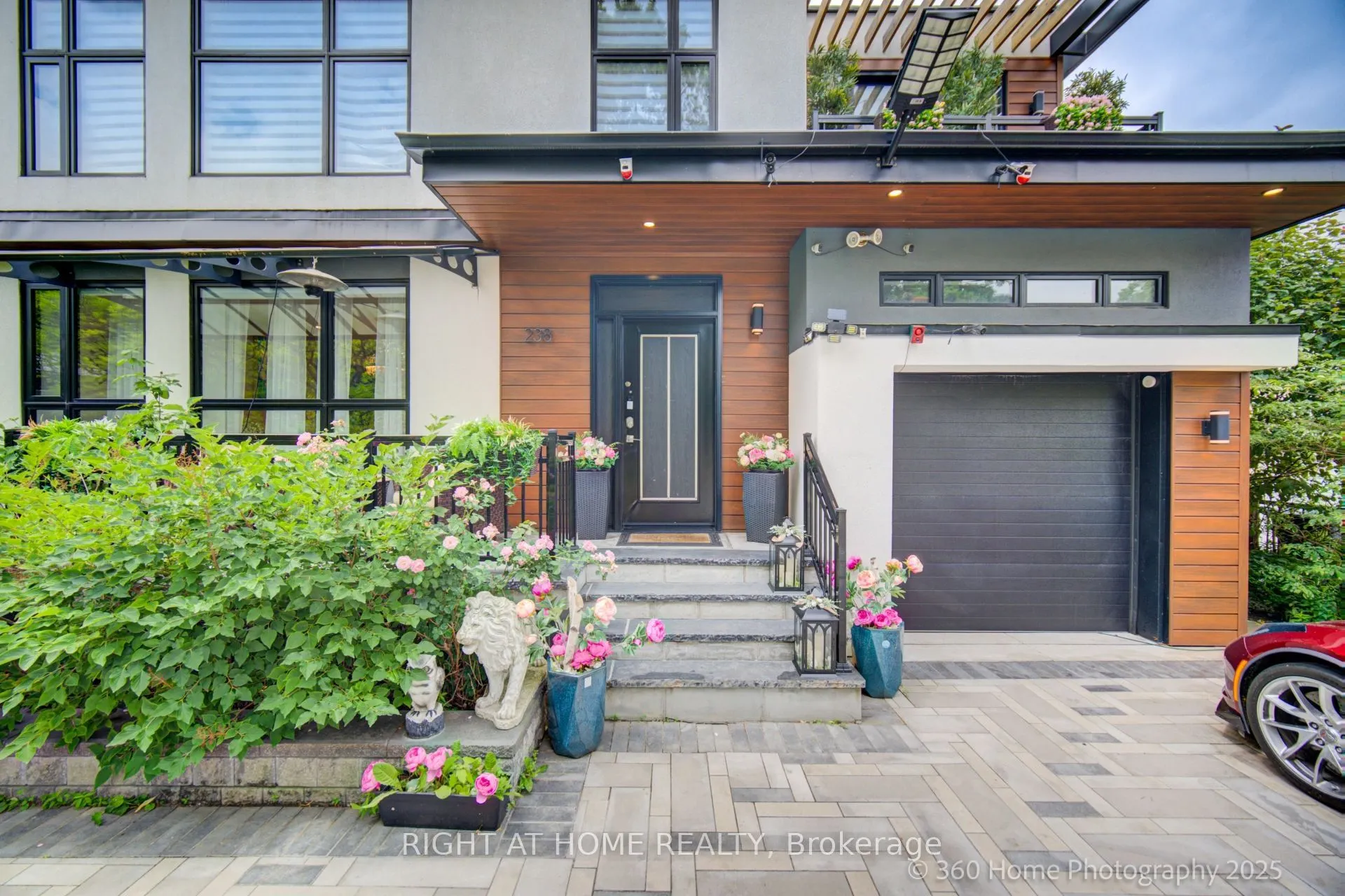 238 Renforth Drive