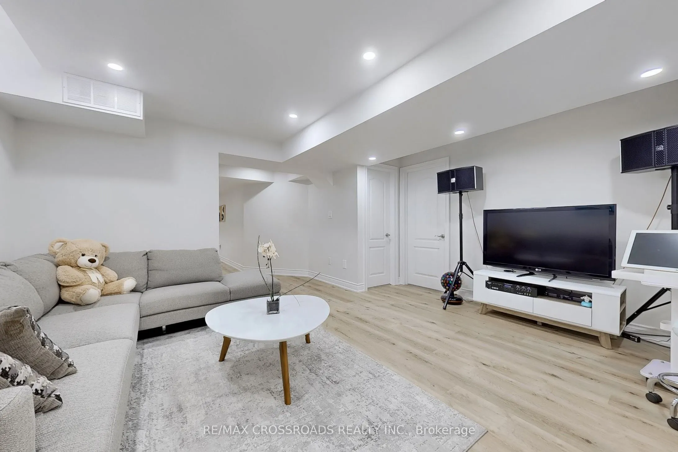 4262 Vivaldi Road