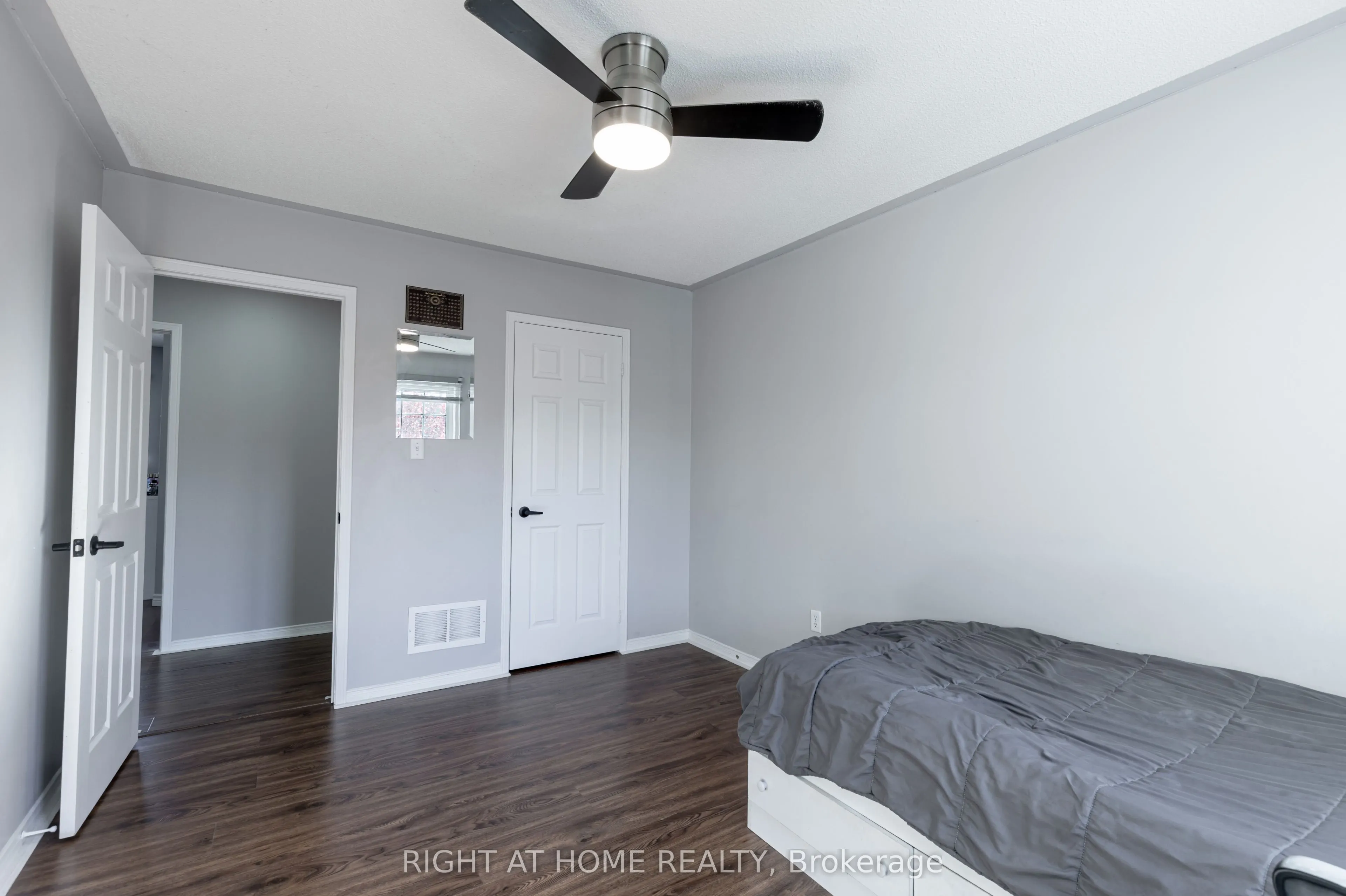 1107 Bonin Crescent