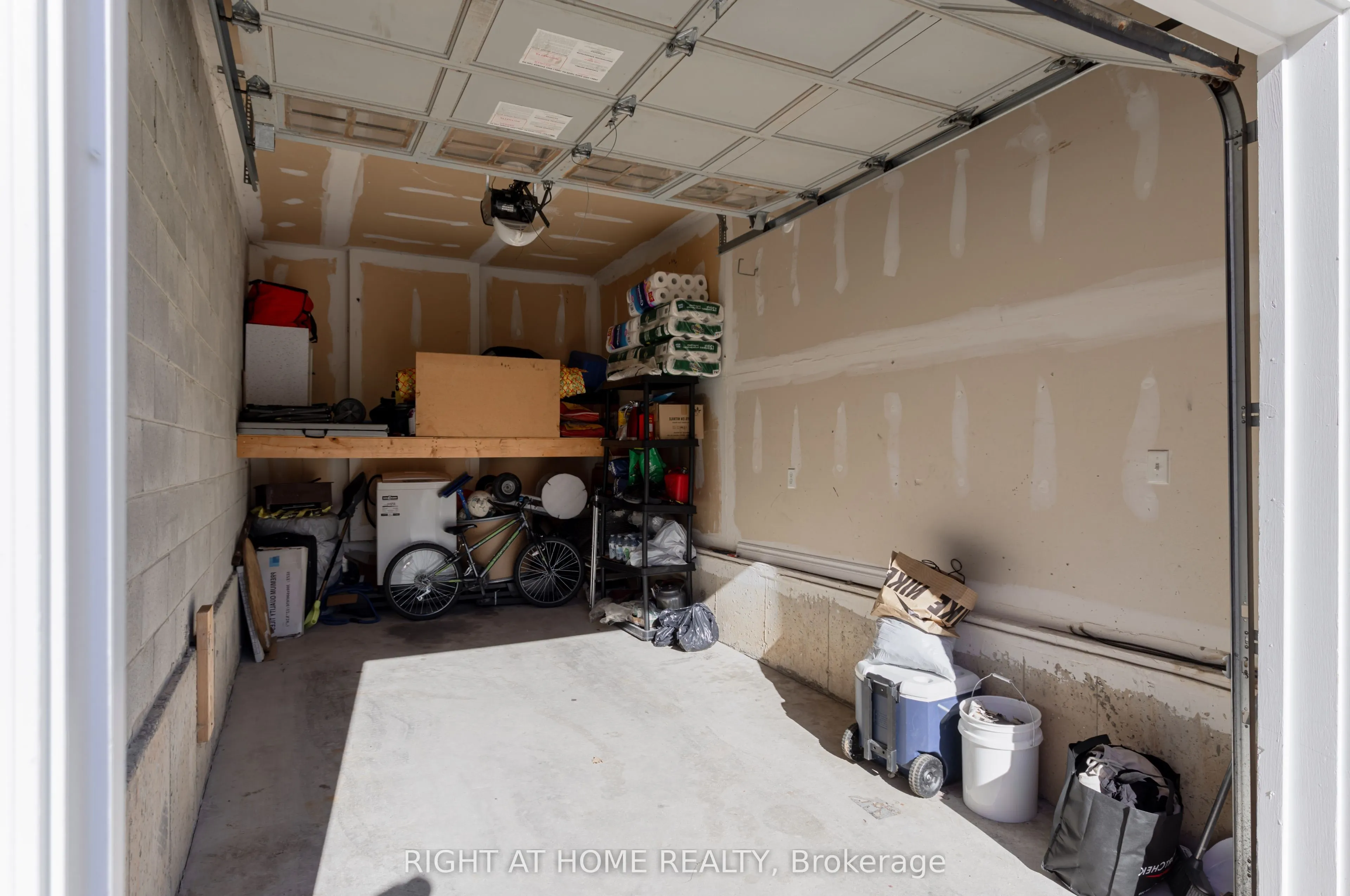 1107 Bonin Crescent