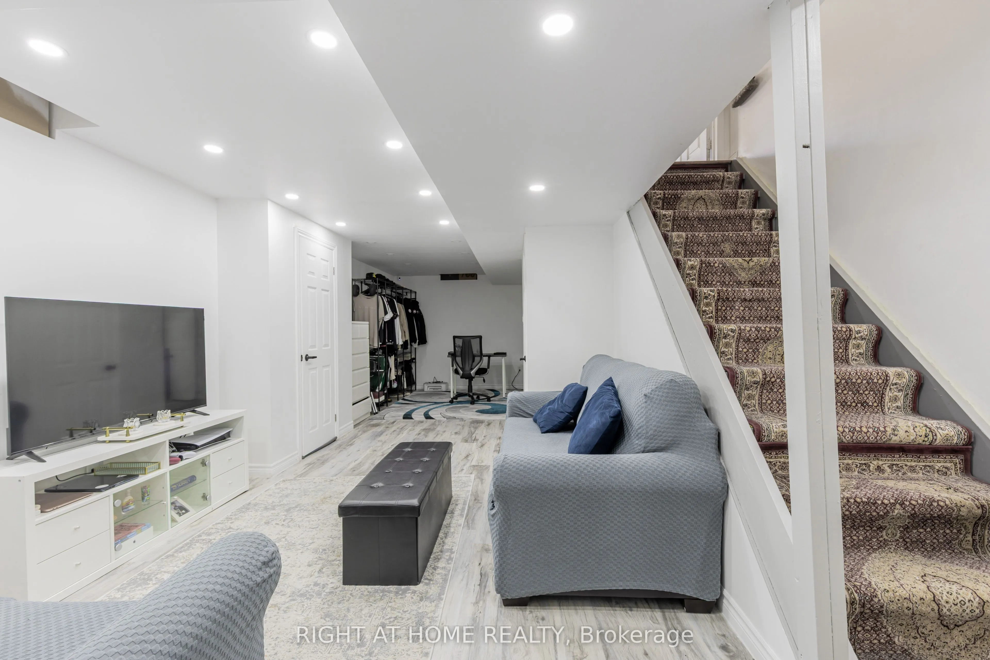 1107 Bonin Crescent