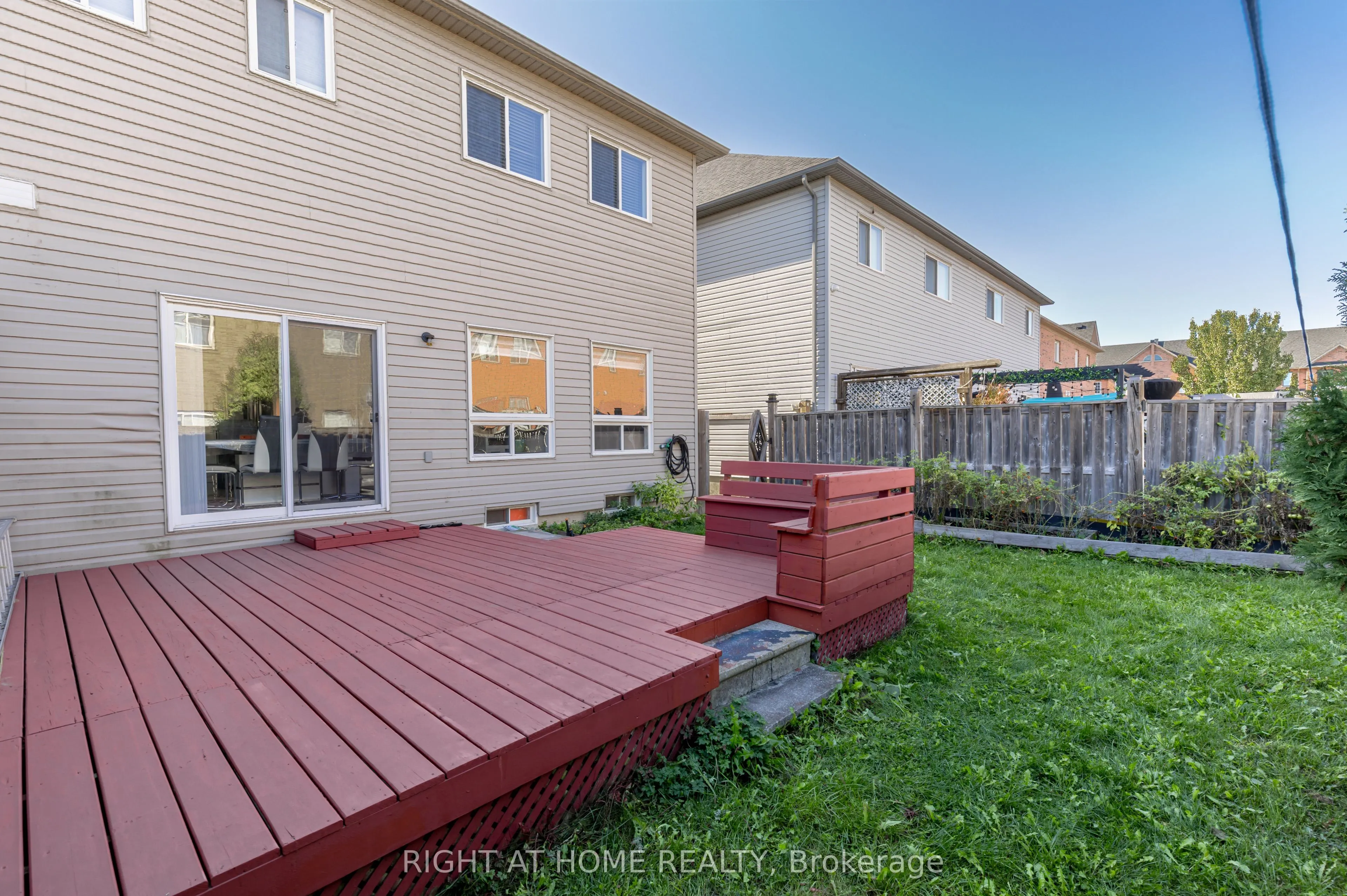 1107 Bonin Crescent