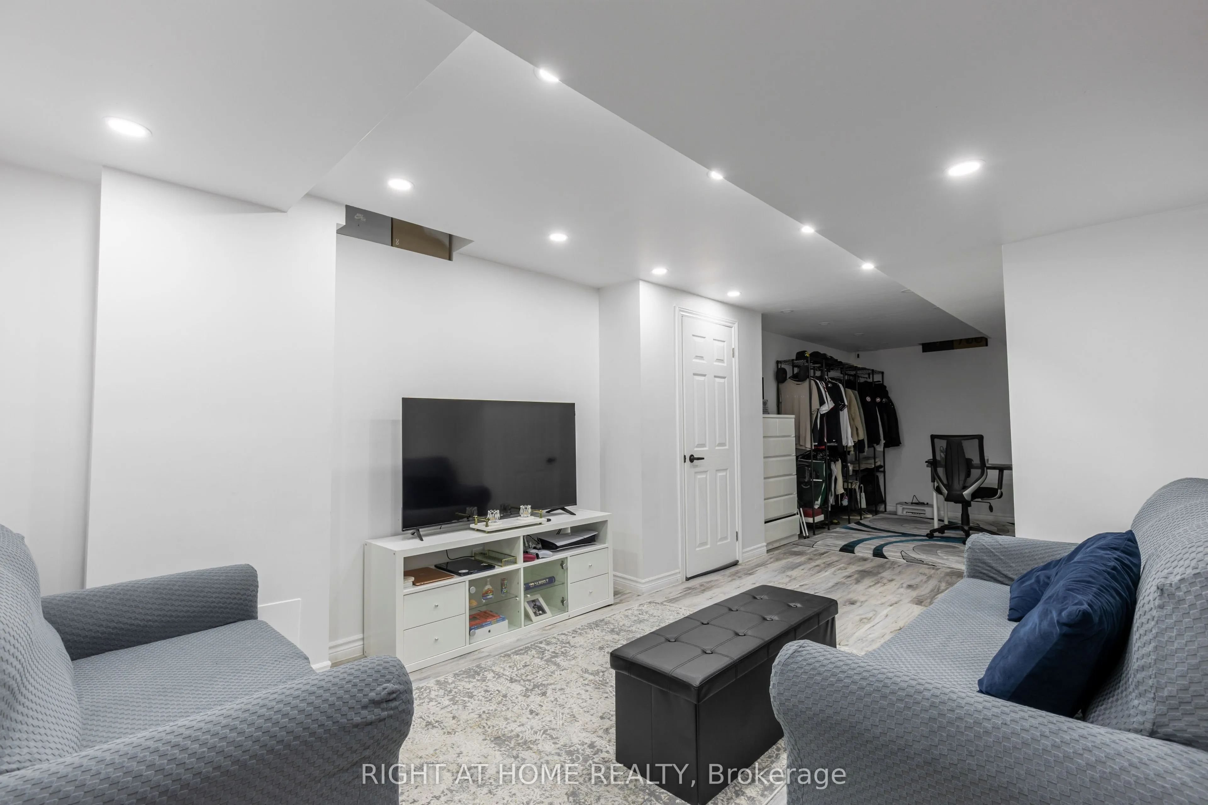 1107 Bonin Crescent