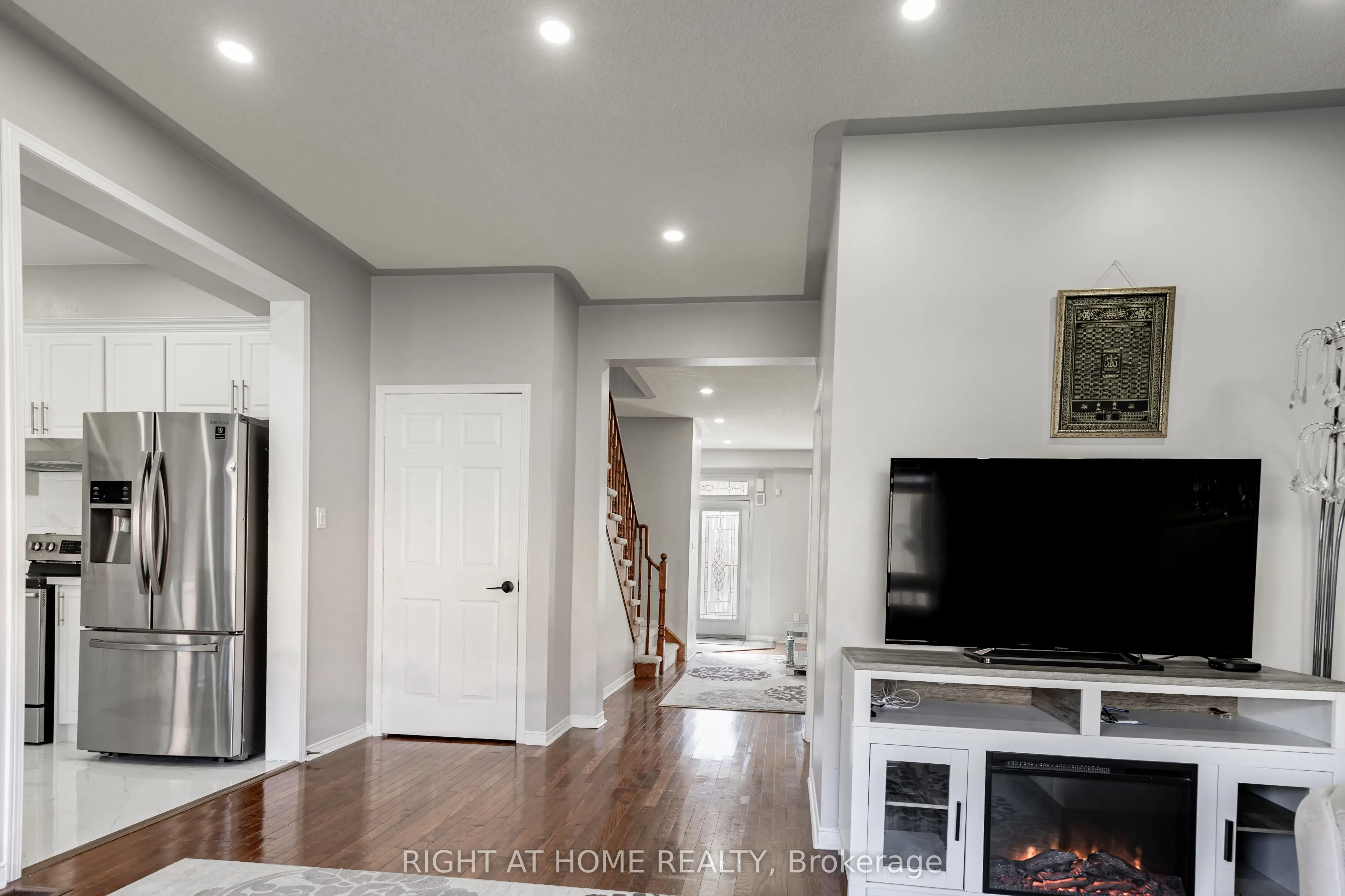 1107 Bonin Crescent