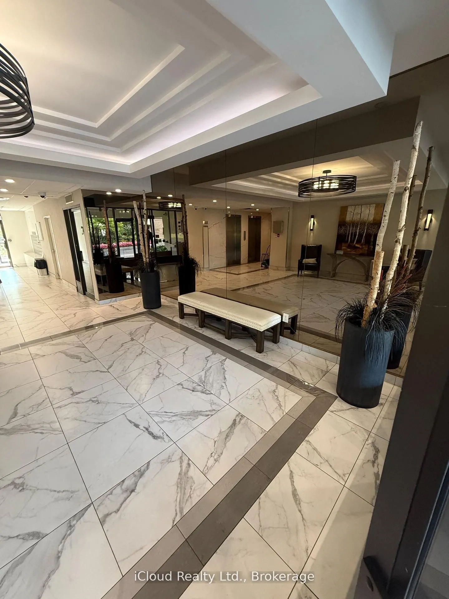 2556 Argyle Road, #703