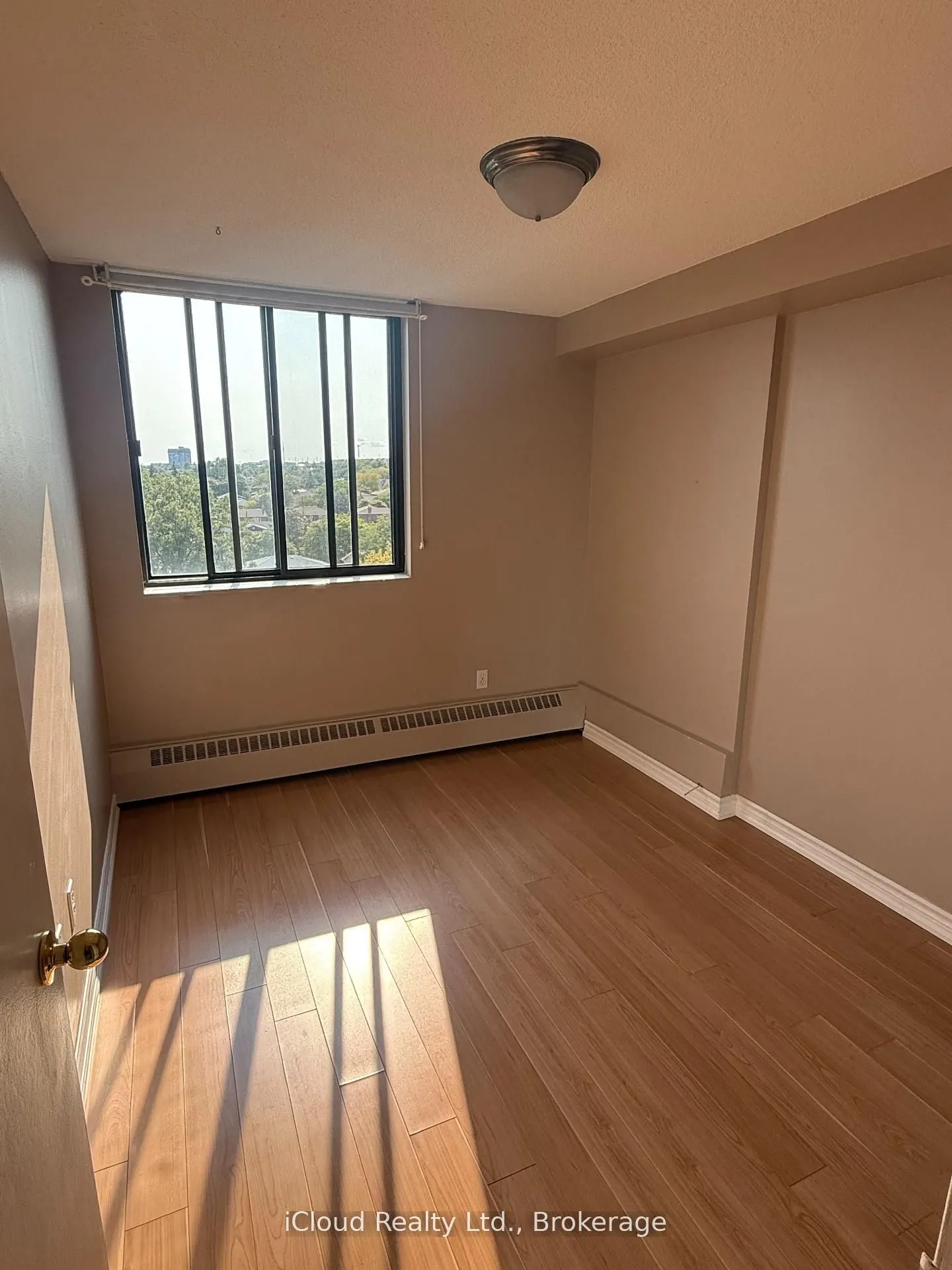 2556 Argyle Road, #703