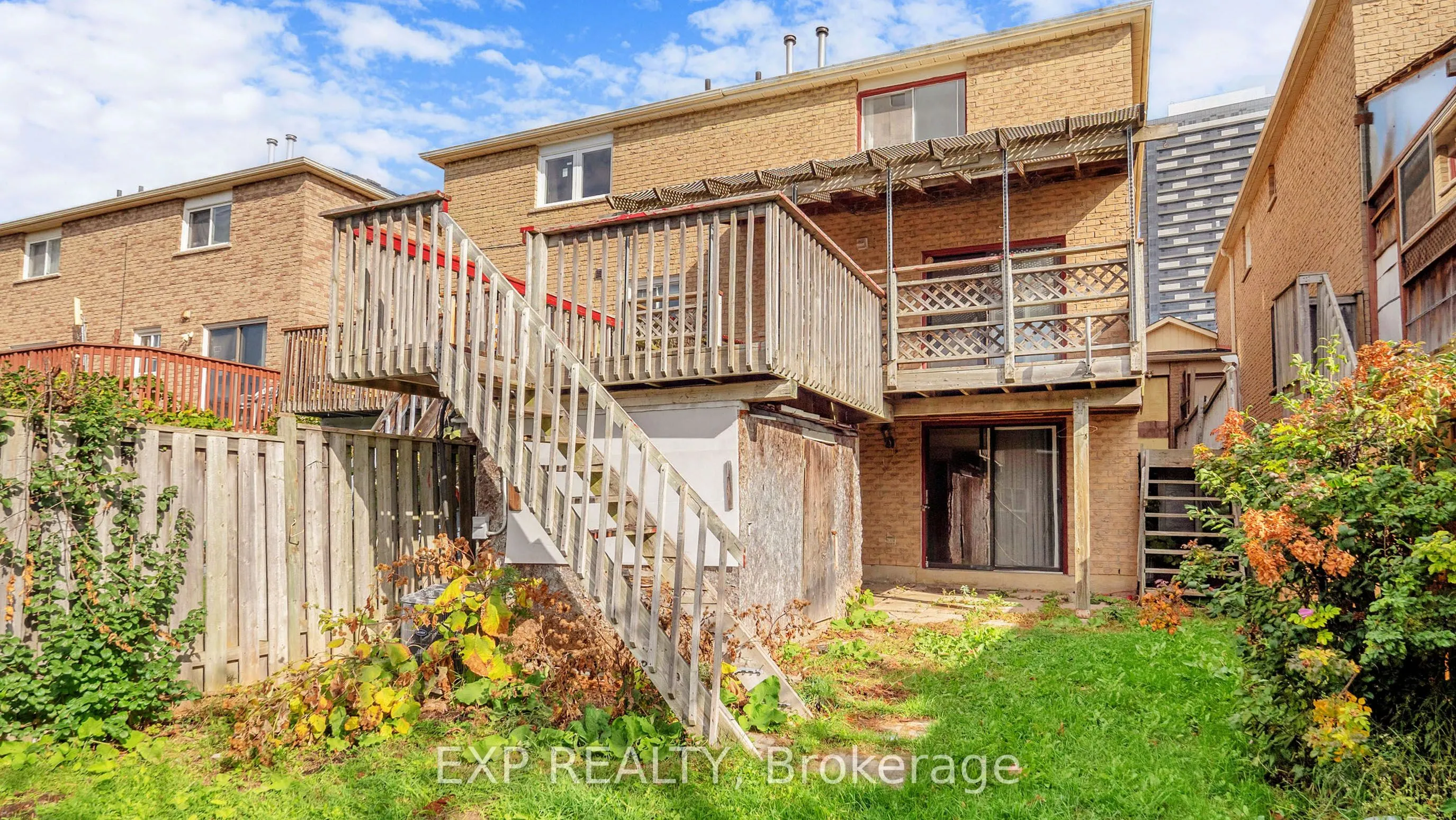 5023 Salishan Circle