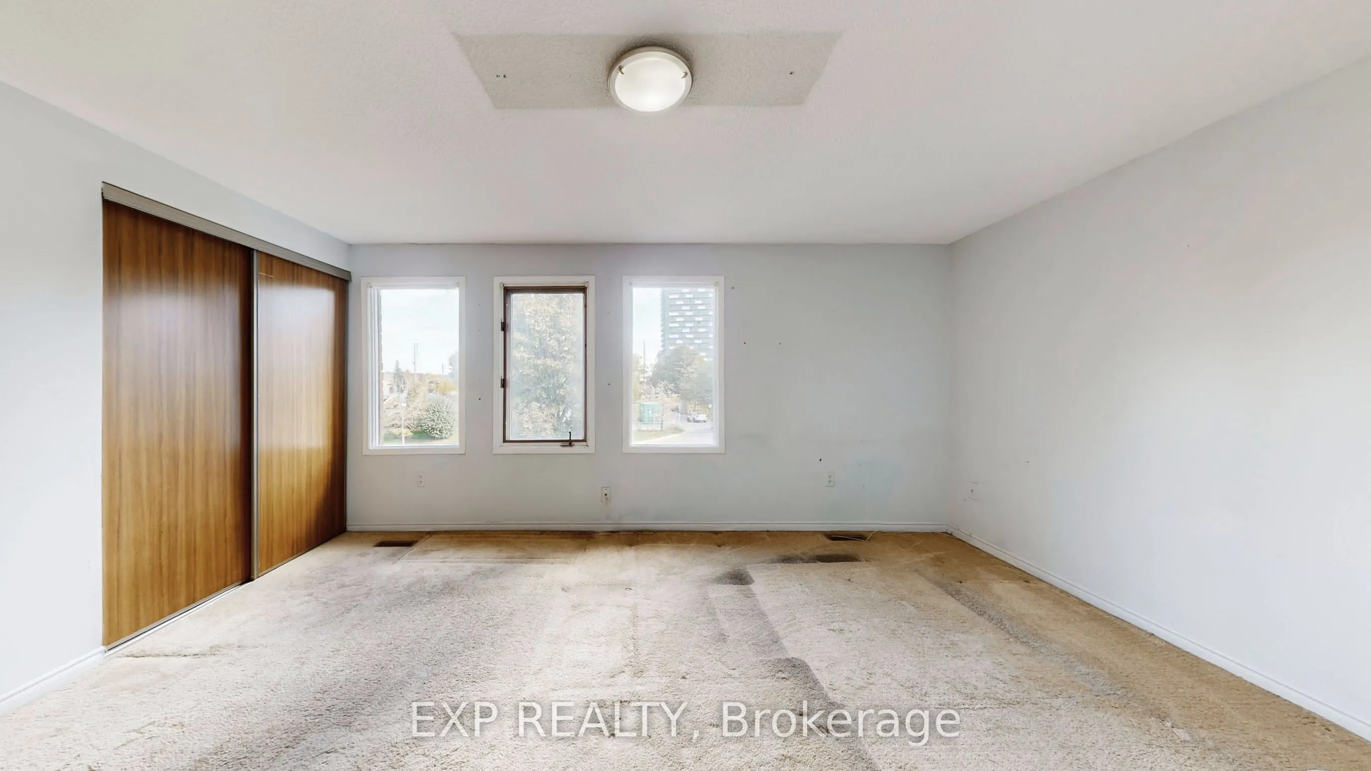5023 Salishan Circle