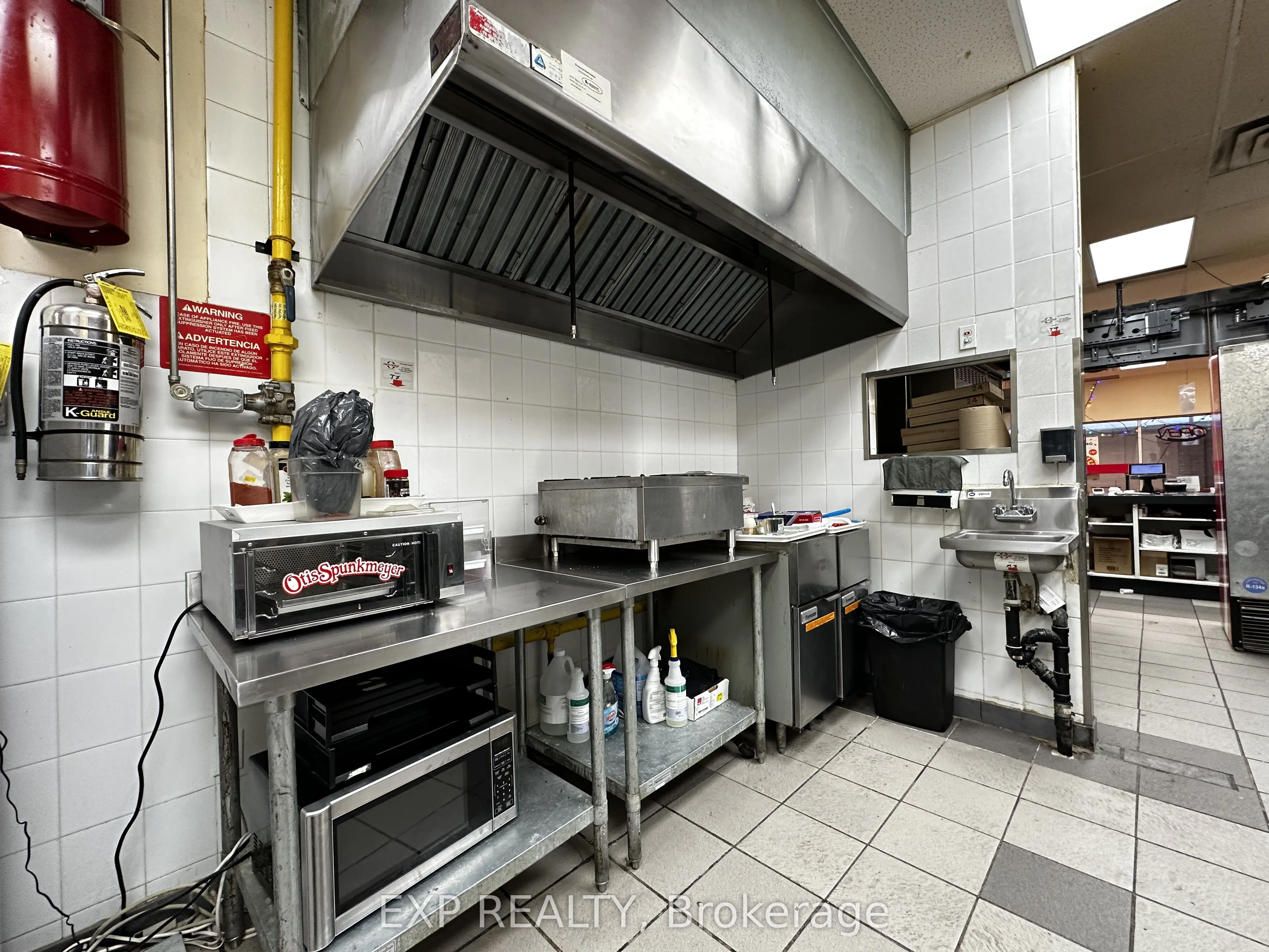 1125 Bloor Street, #17