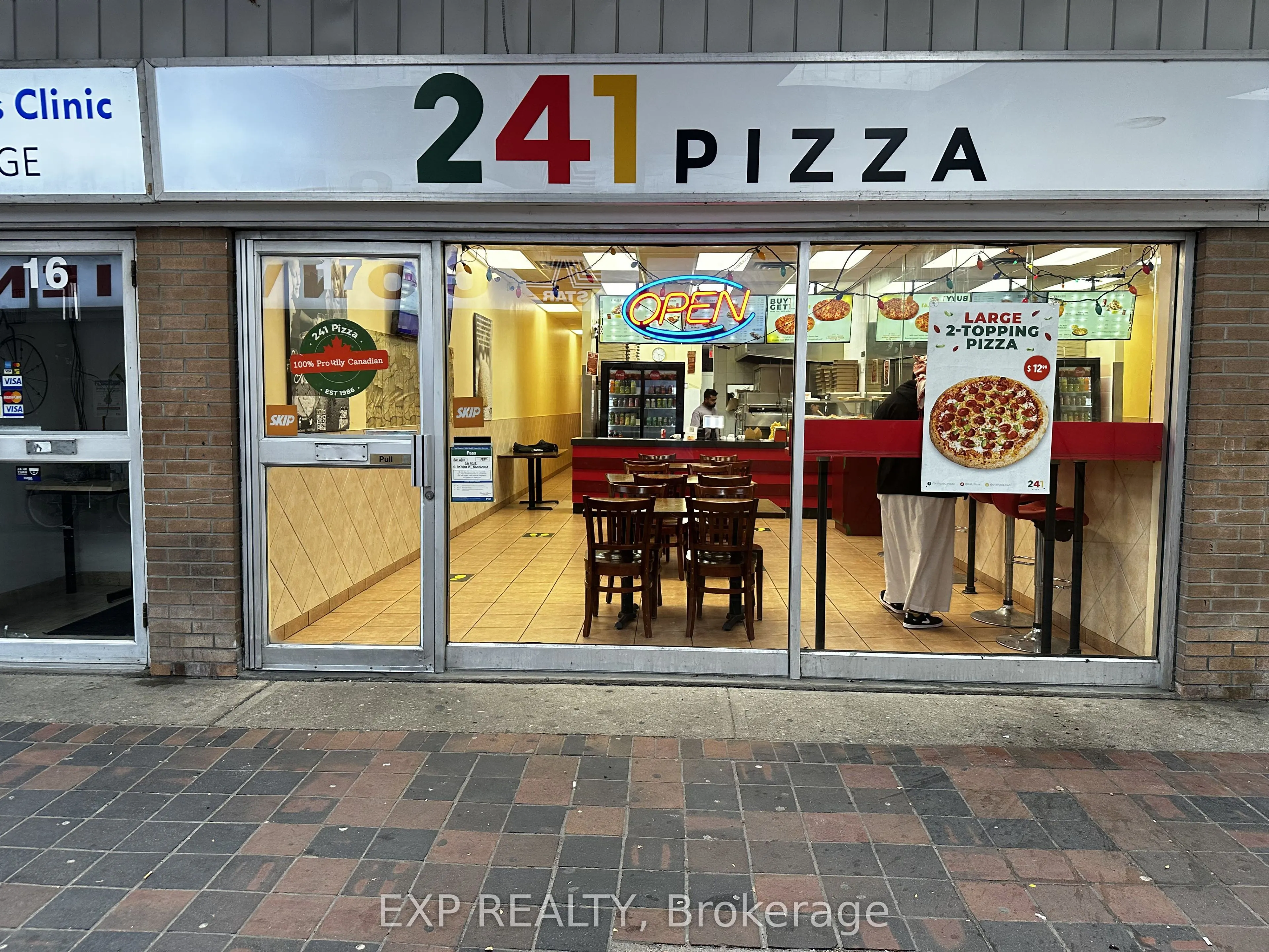 1125 Bloor Street, #17