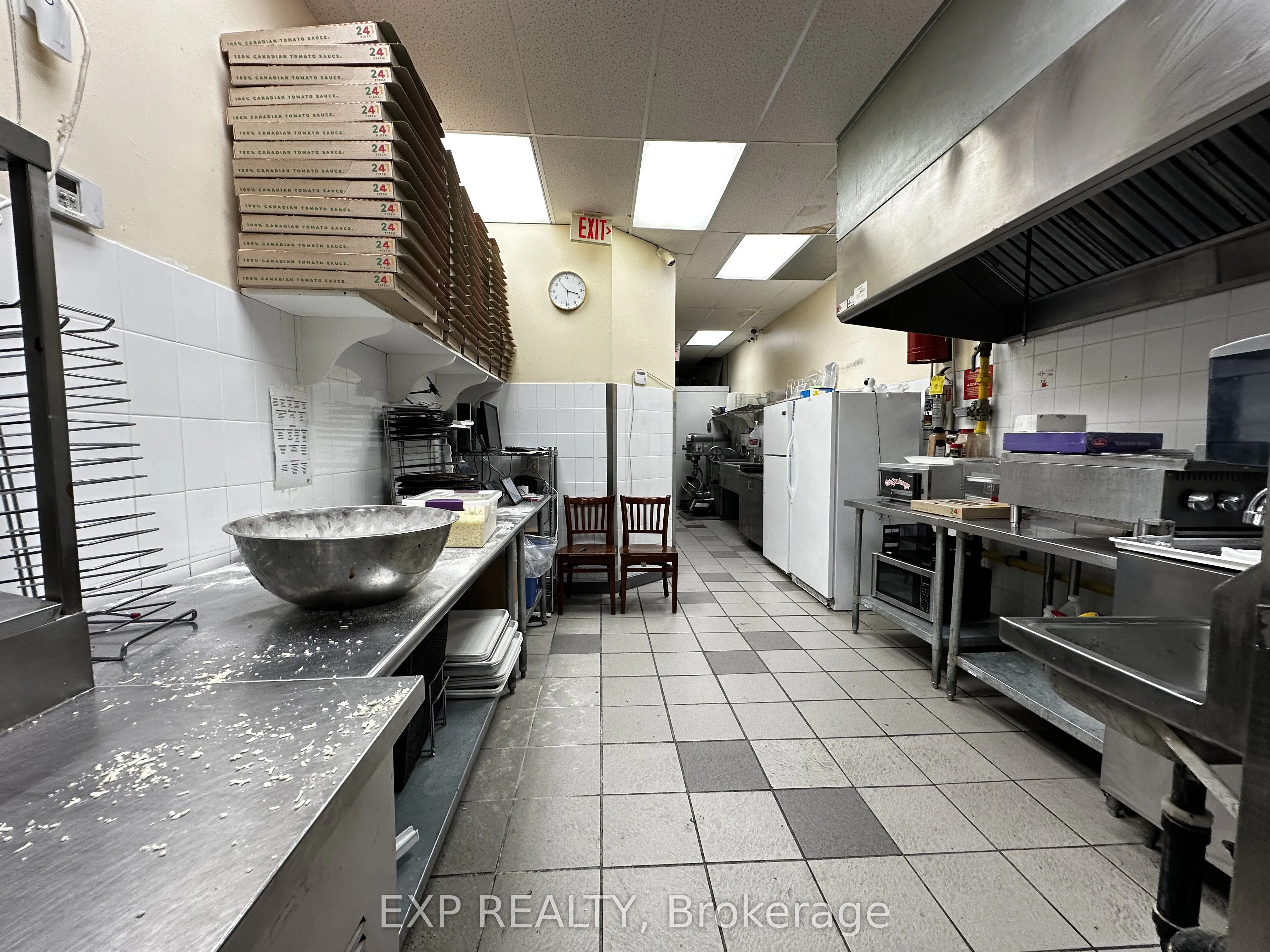 1125 Bloor Street, #17