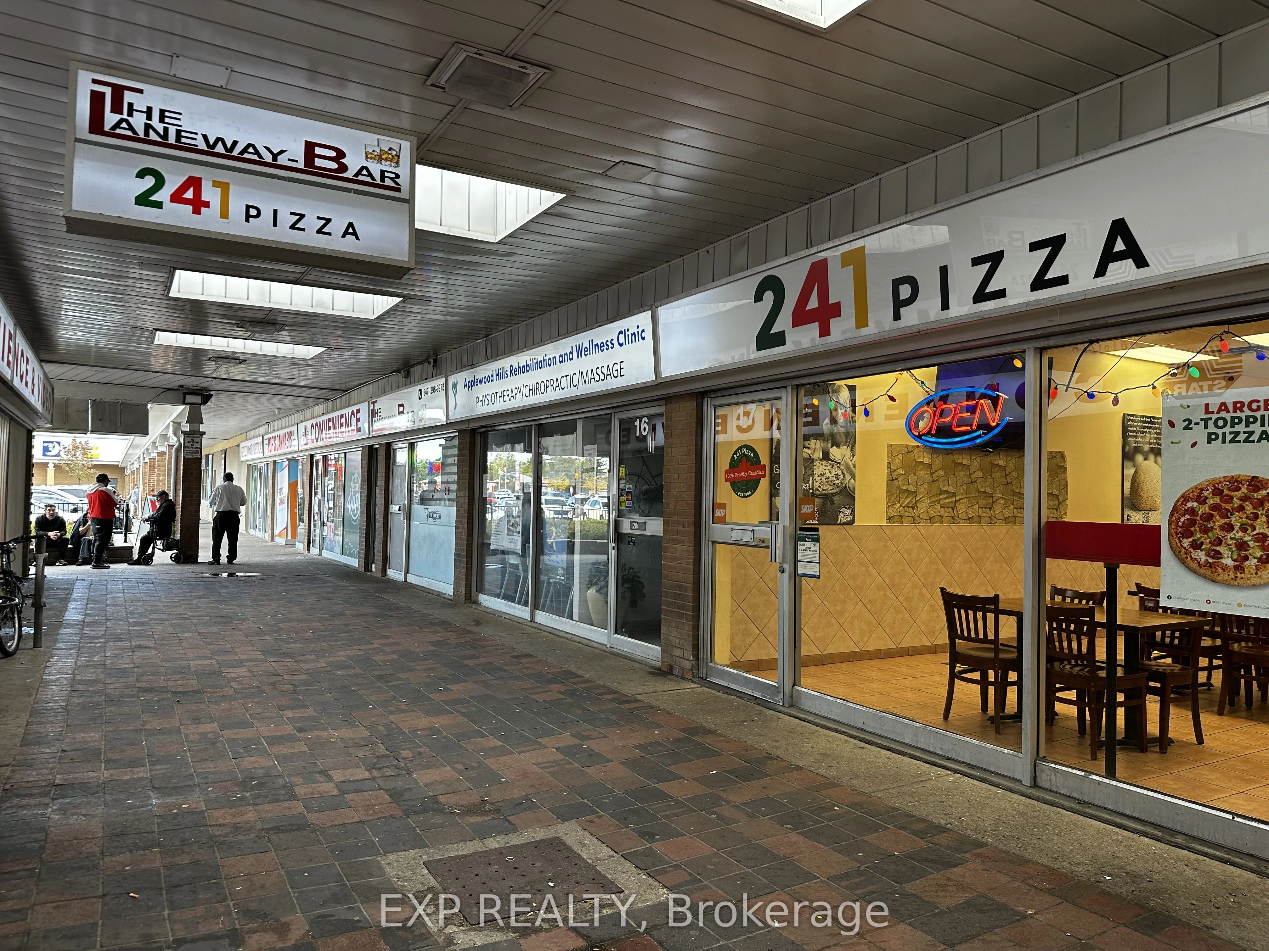 1125 Bloor Street, #17
