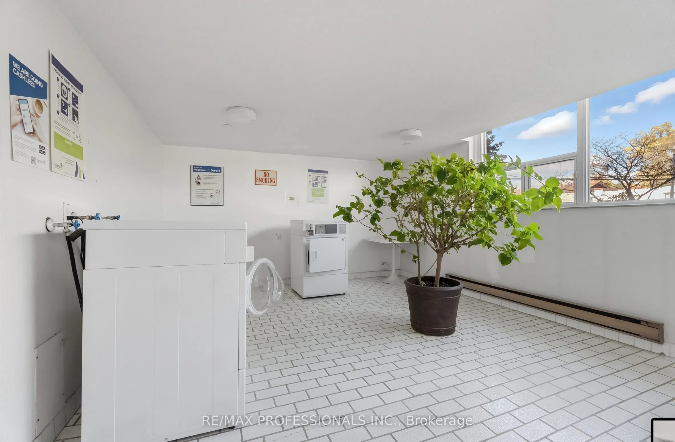 2130 Weston Road, #405