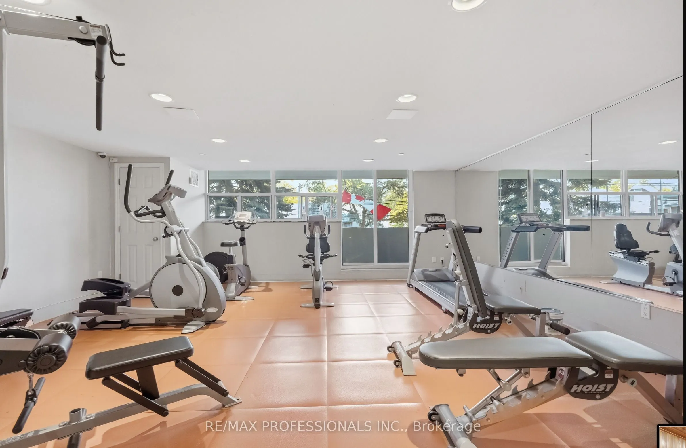 2130 Weston Road, #405