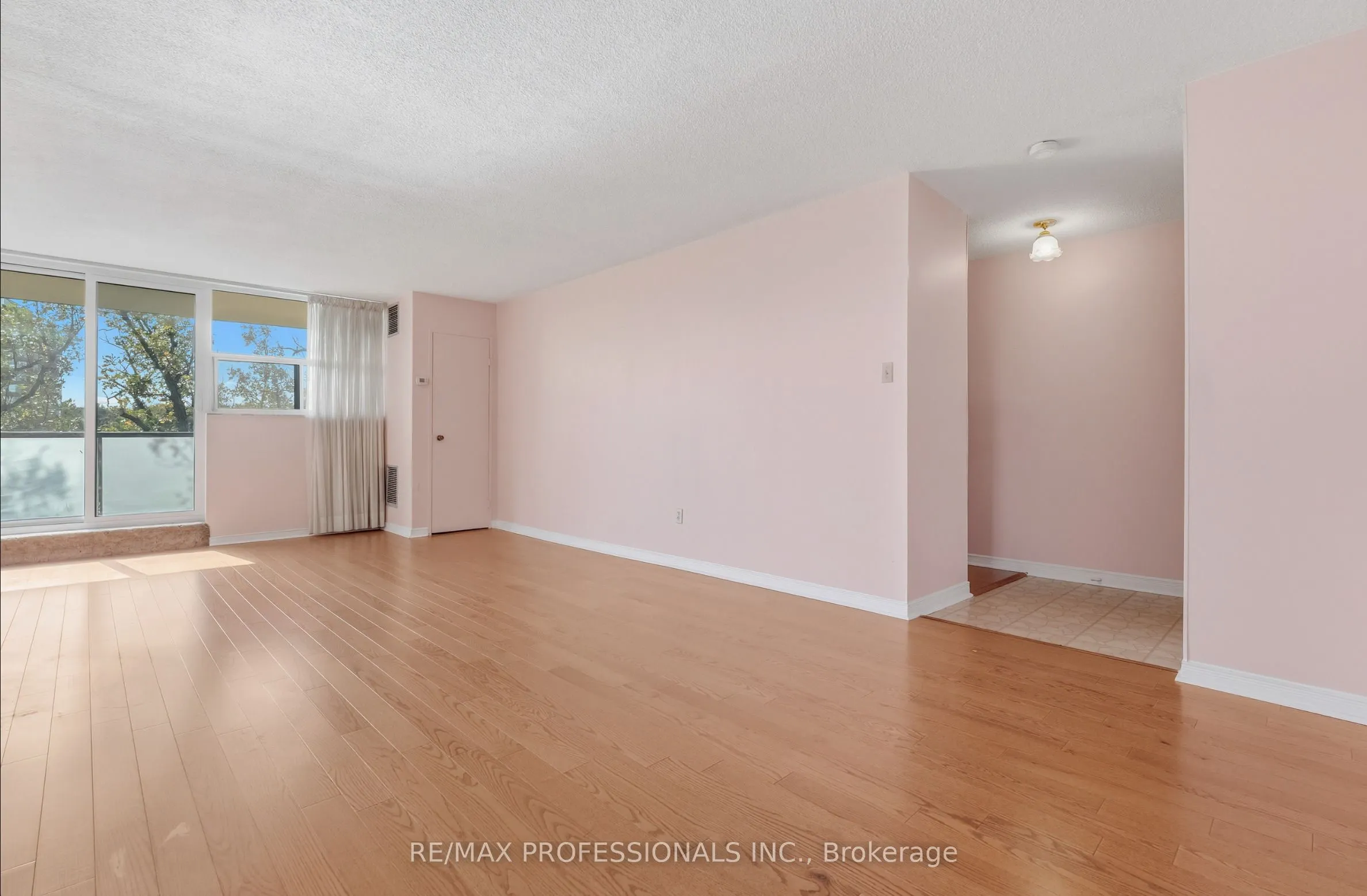 2130 Weston Road, #405