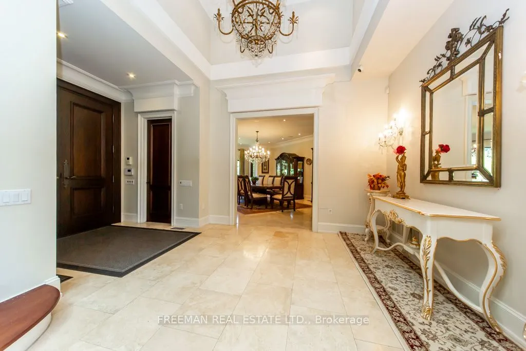 481 Country Club Crescent