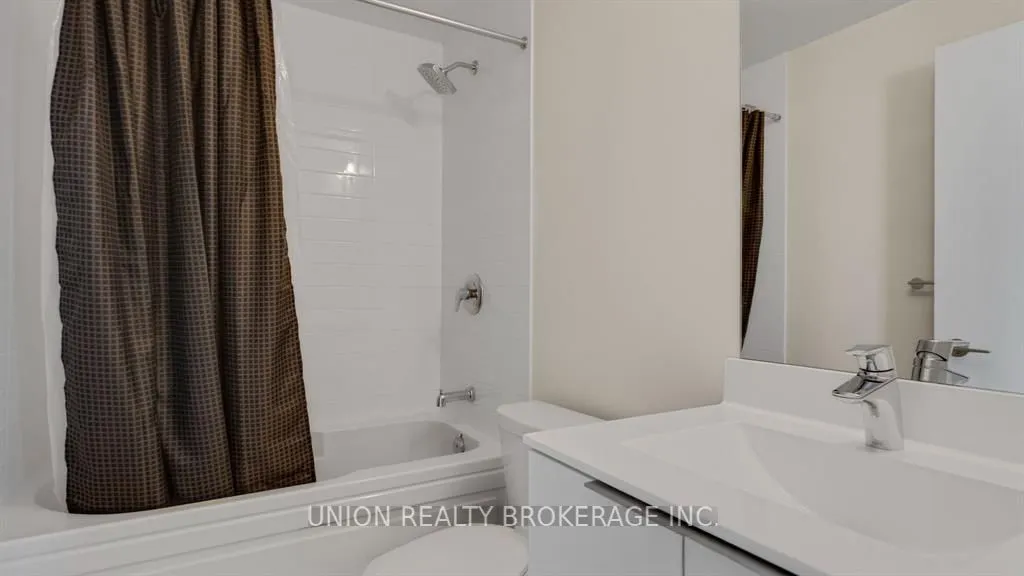 20 Shore Breeze Drive, #3907
