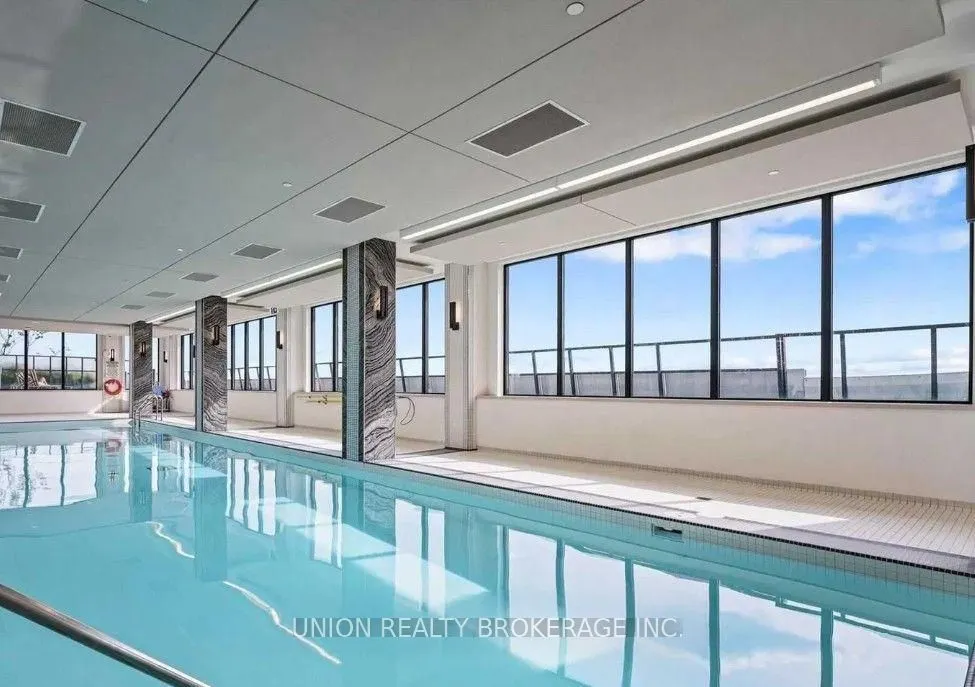 20 Shore Breeze Drive, #3907