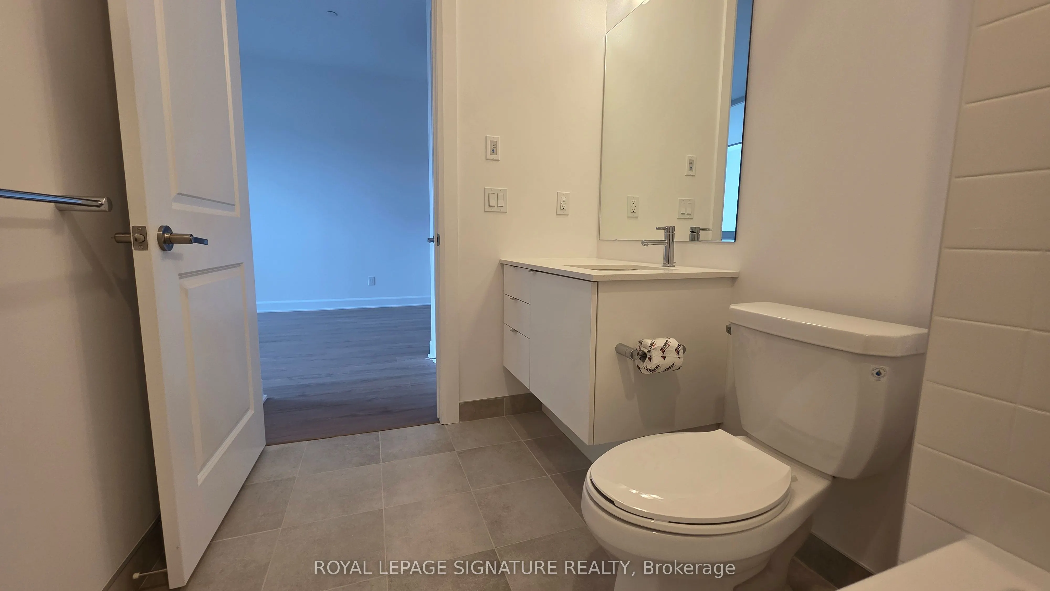 3240 William Coltson Avenue, #101