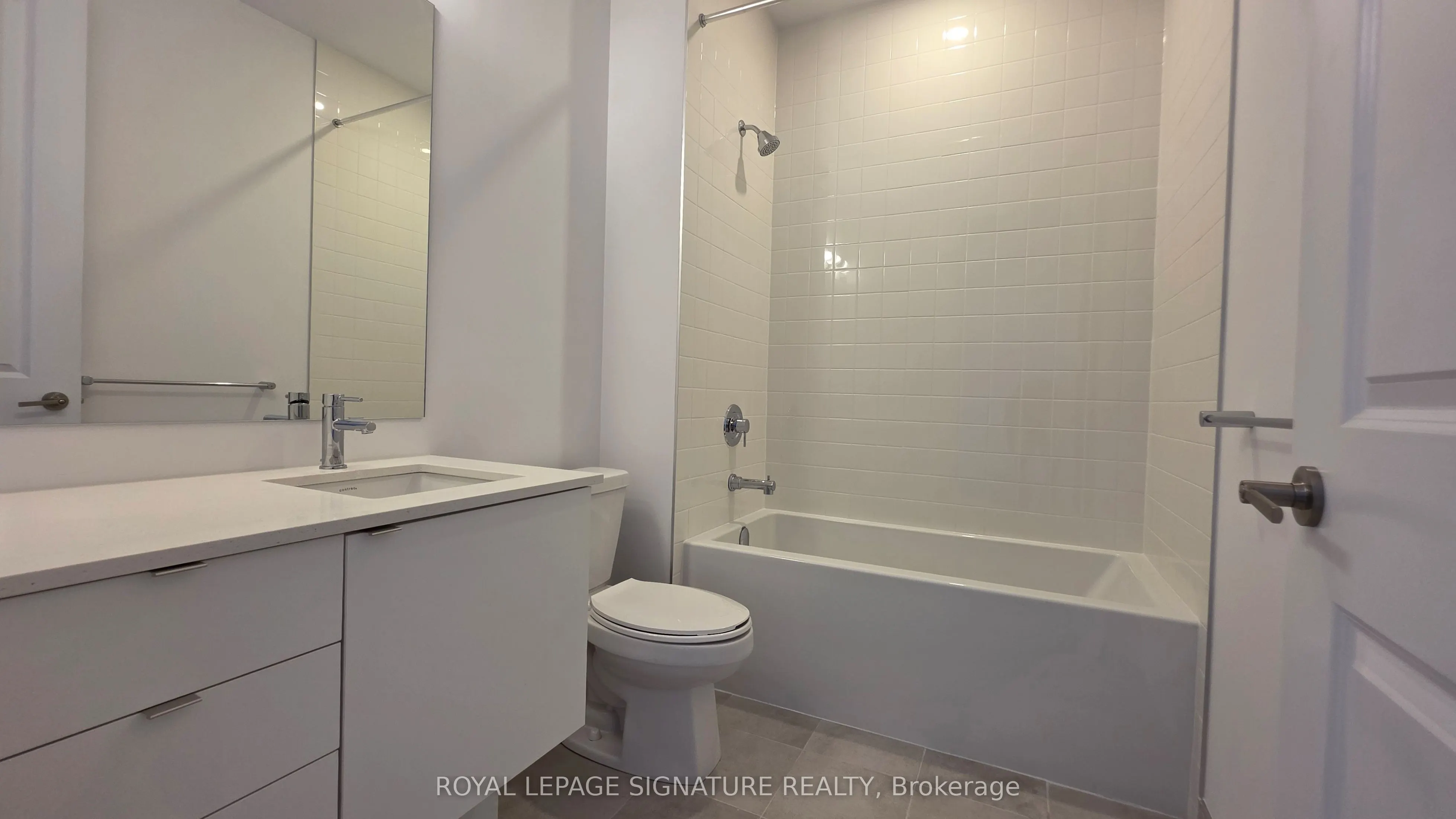 3240 William Coltson Avenue, #101