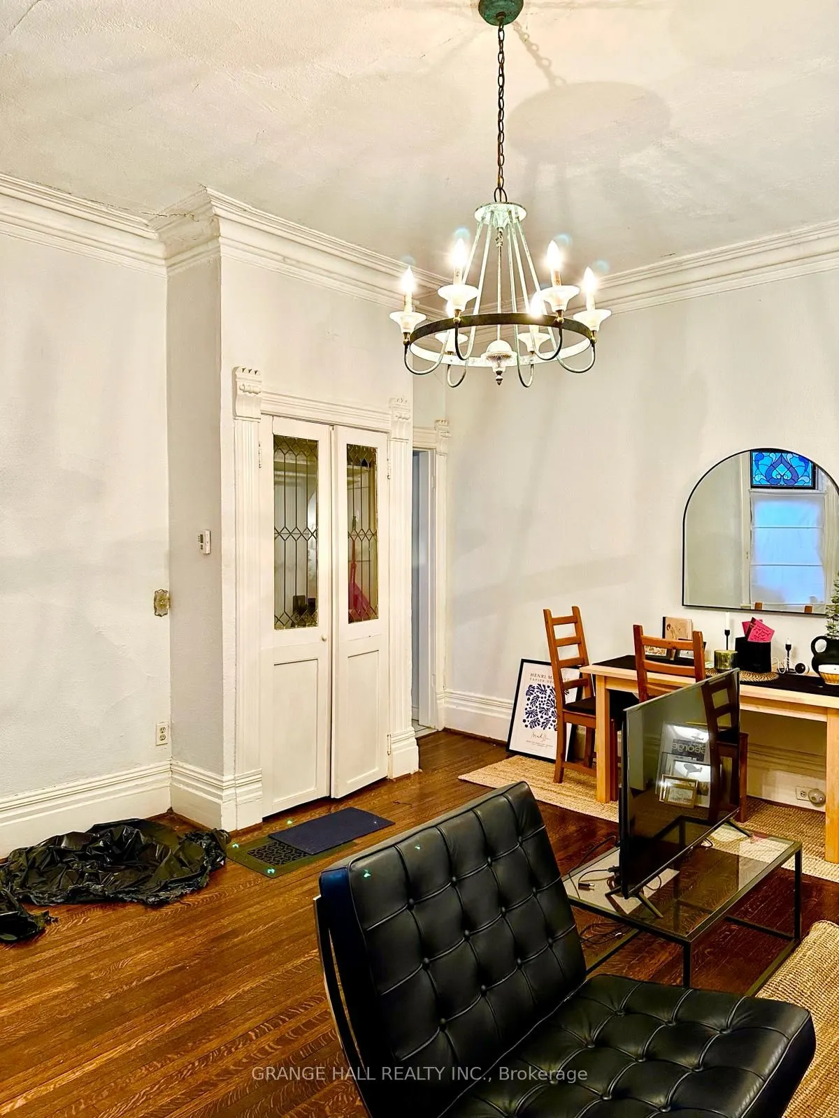 1544 King Street W