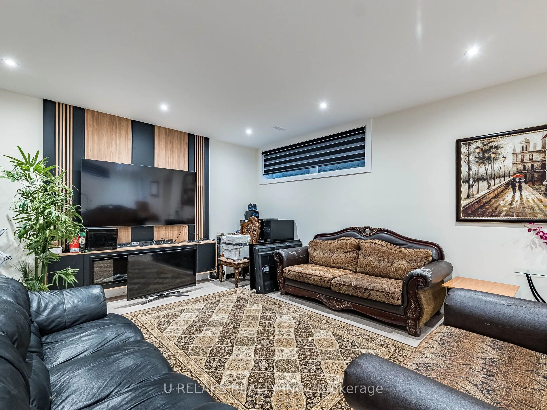 3081 Grenville Drive