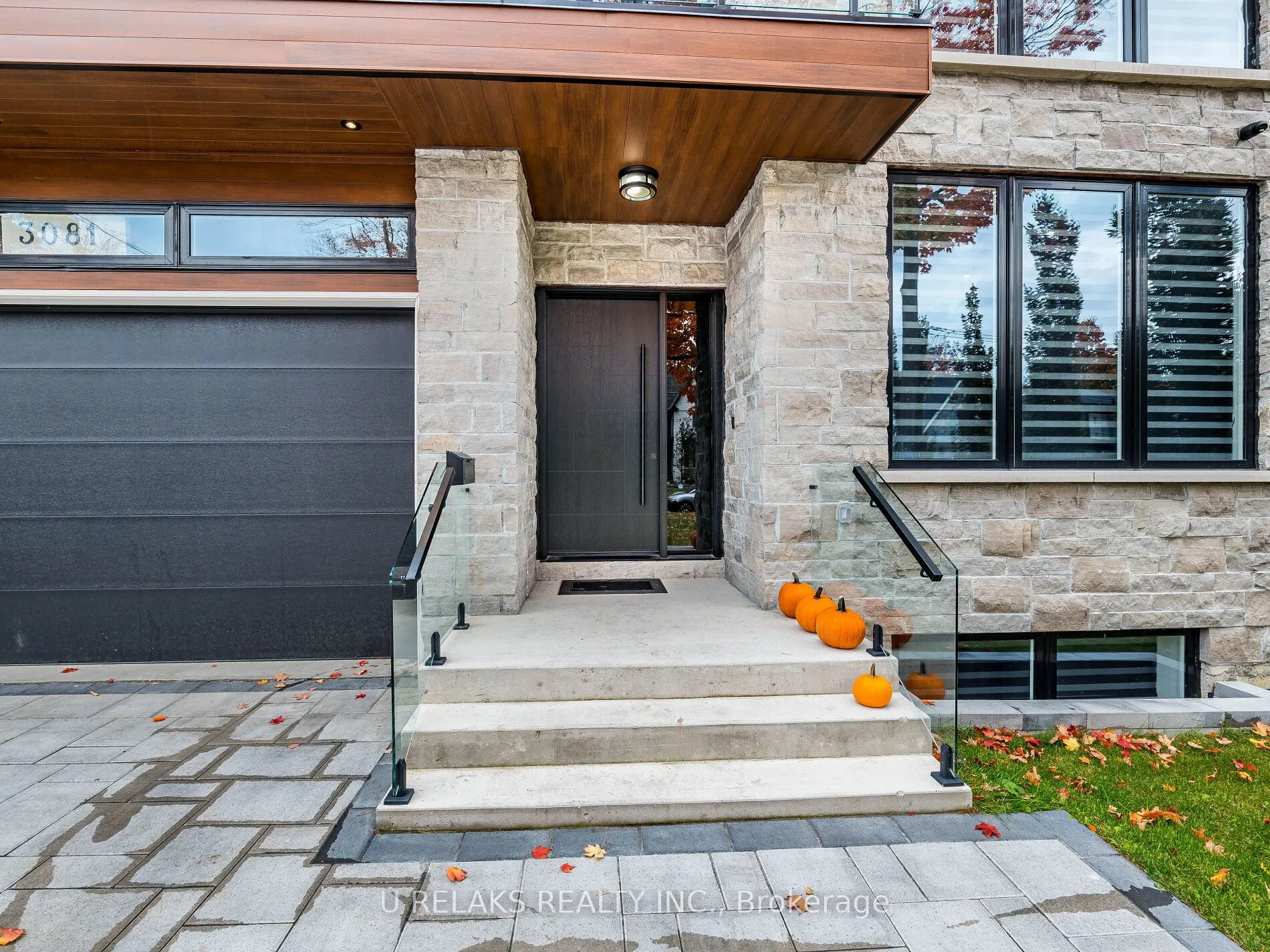 3081 Grenville Drive