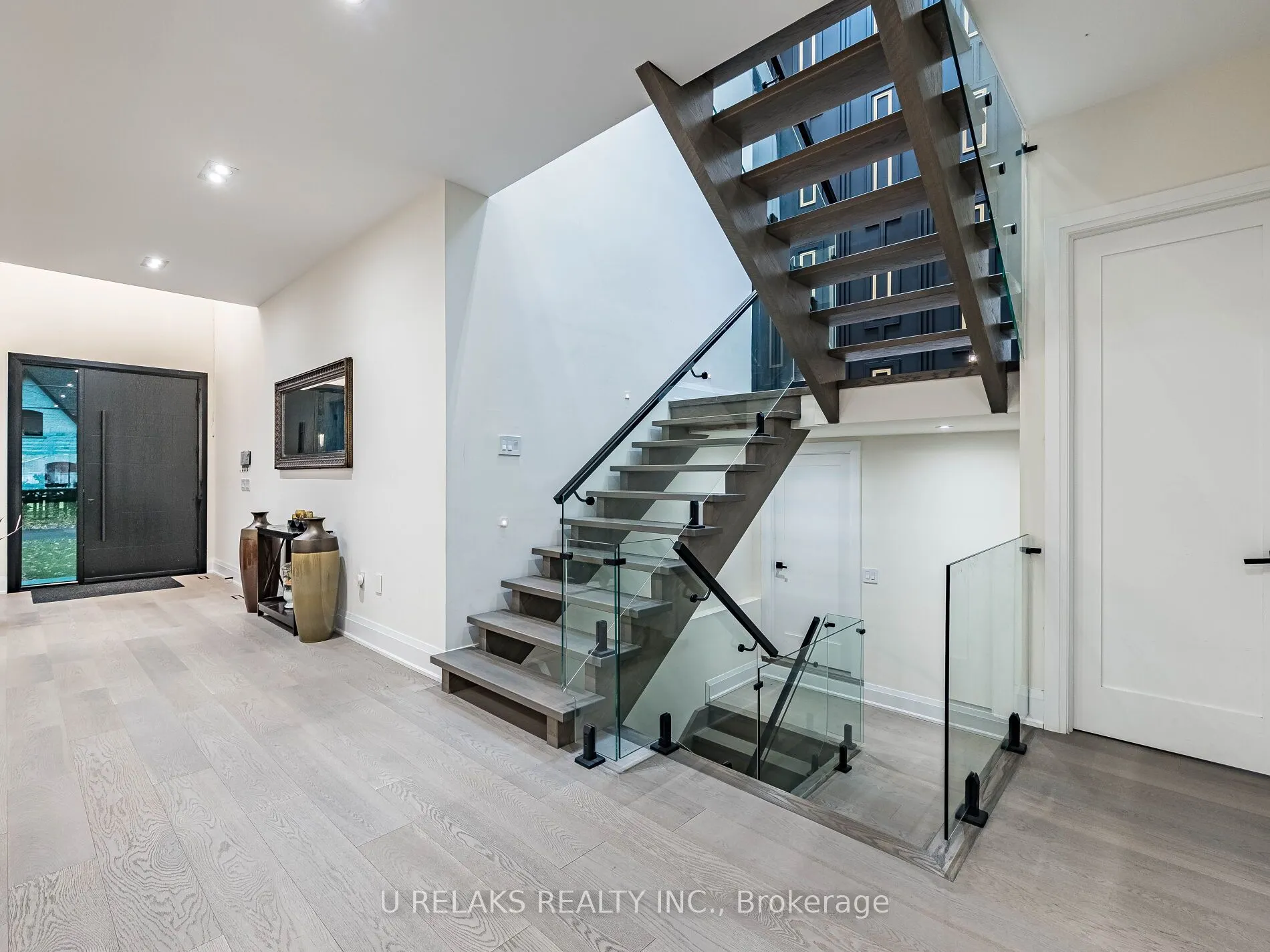 3081 Grenville Drive
