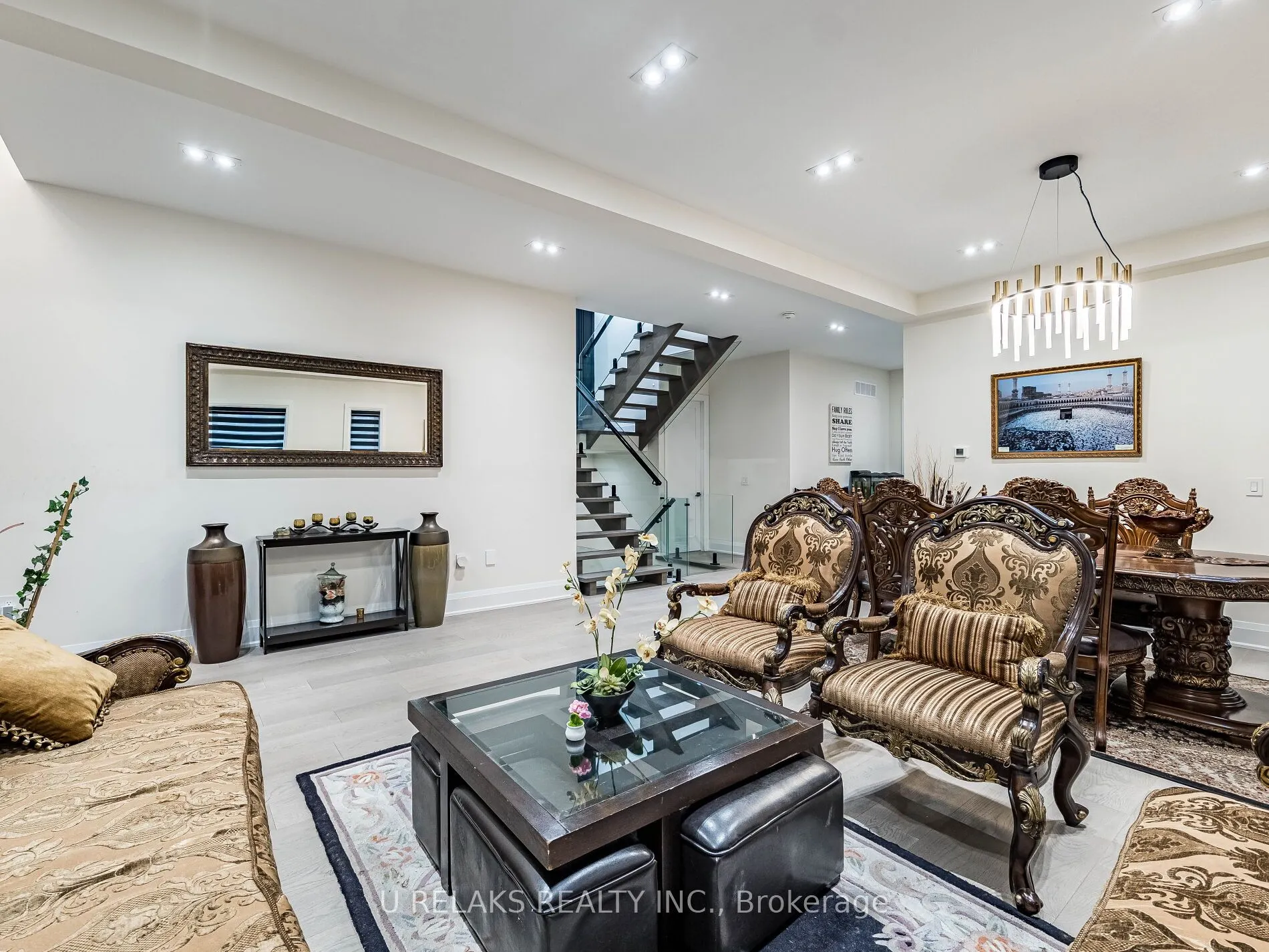 3081 Grenville Drive