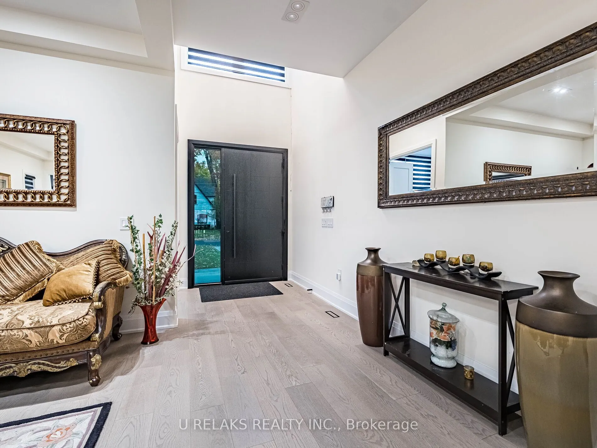 3081 Grenville Drive