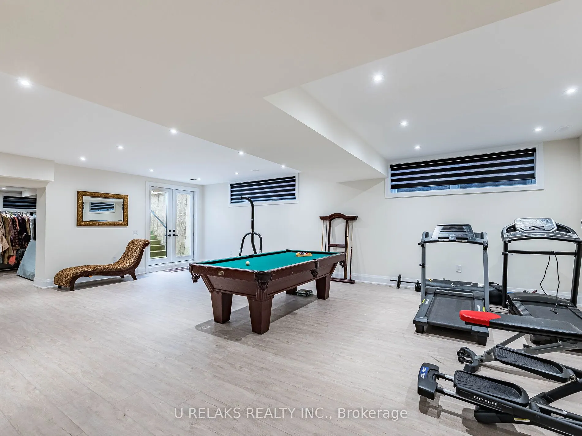 3081 Grenville Drive