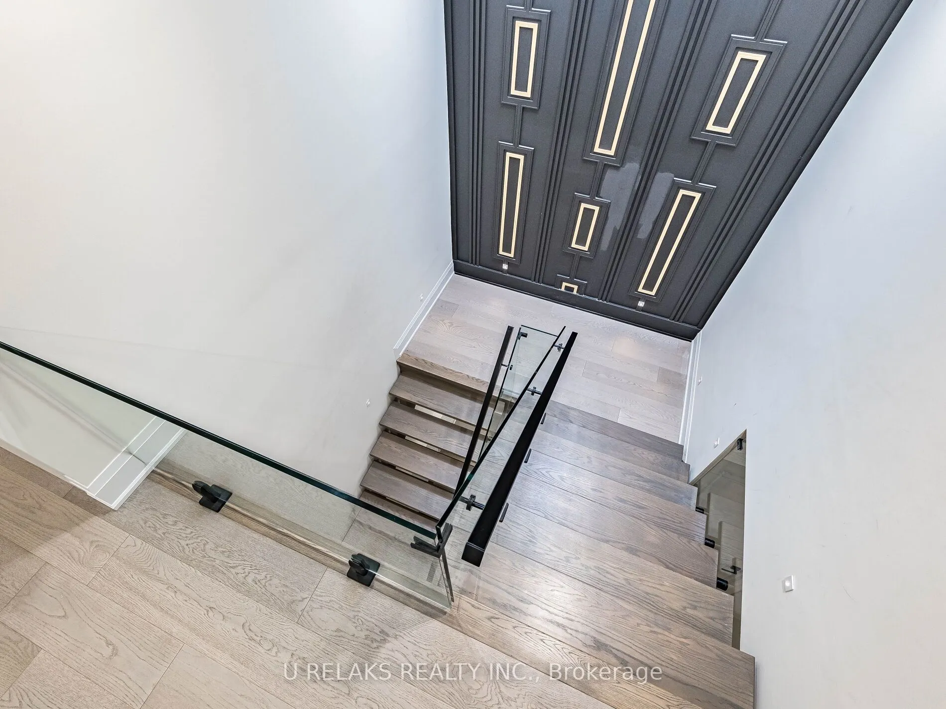 3081 Grenville Drive