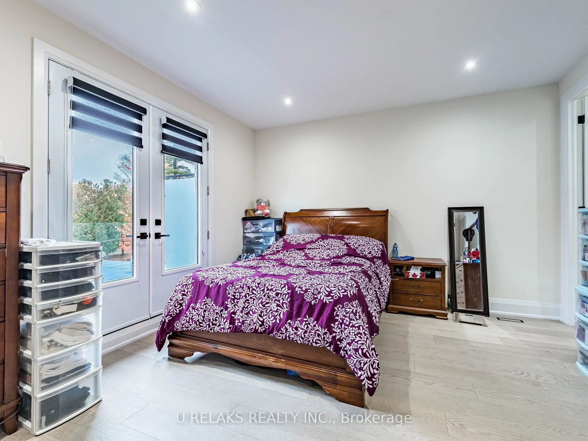 3081 Grenville Drive