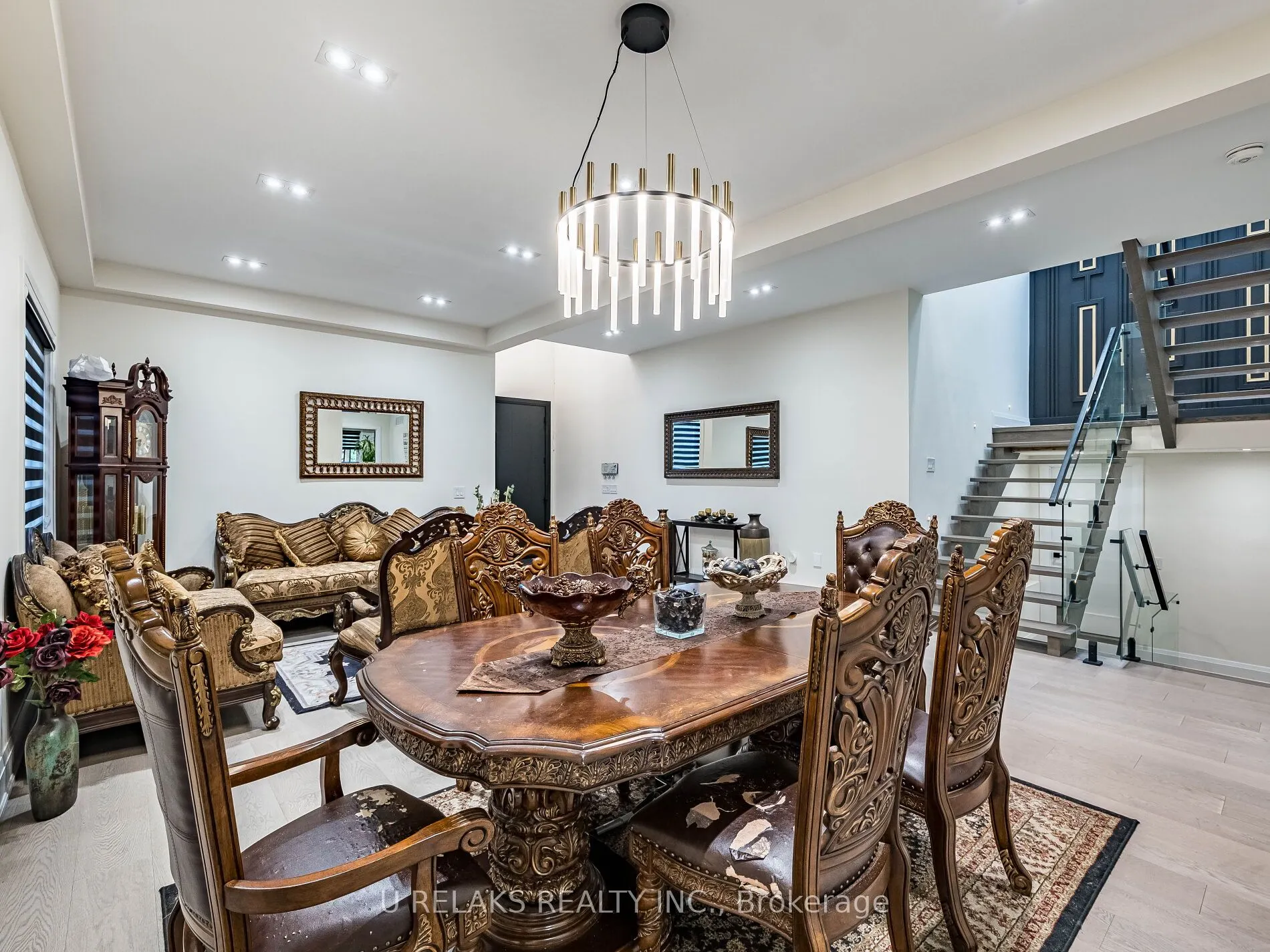 3081 Grenville Drive