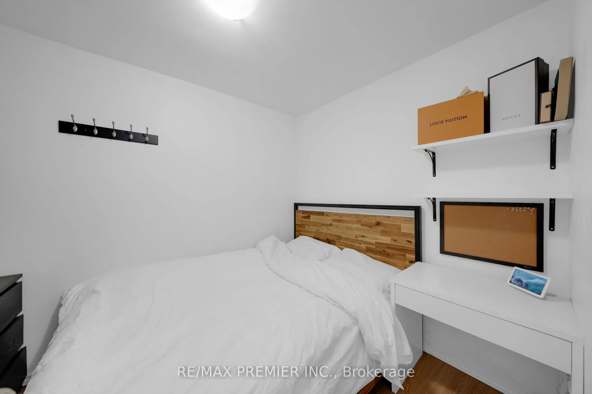 2095 Roche Court, #209