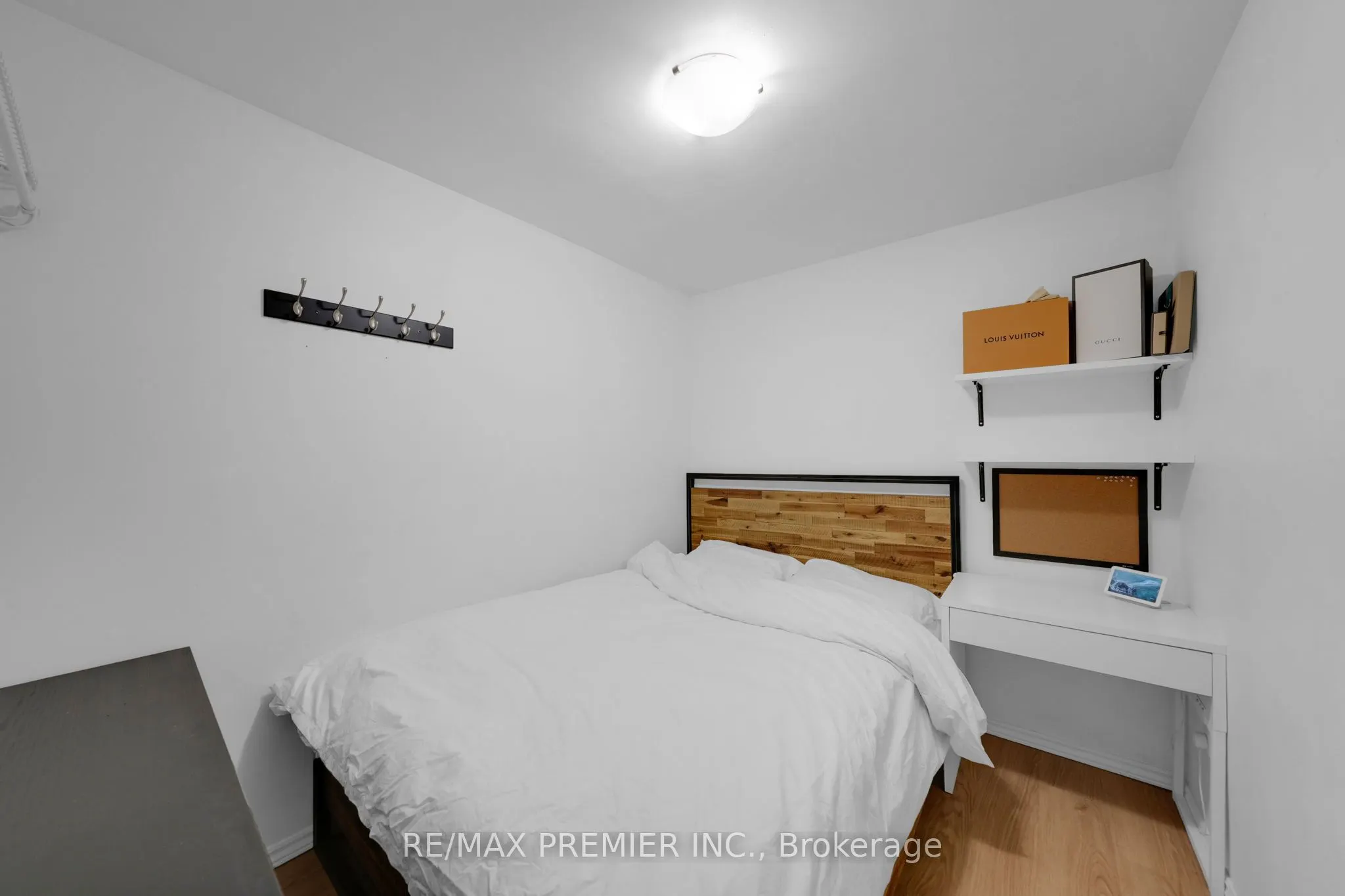2095 Roche Court, #209