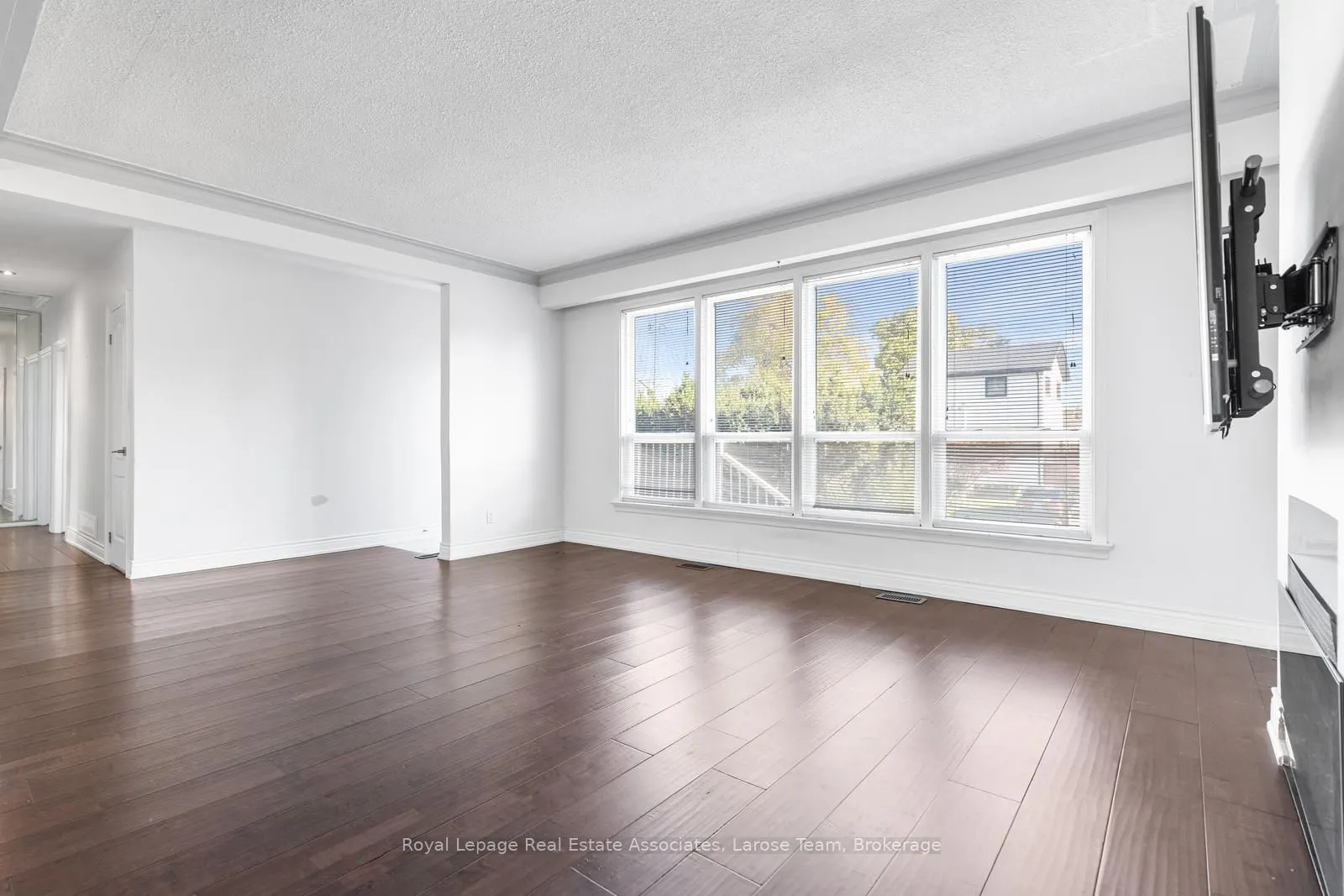 453 Brookside Drive, #Upper