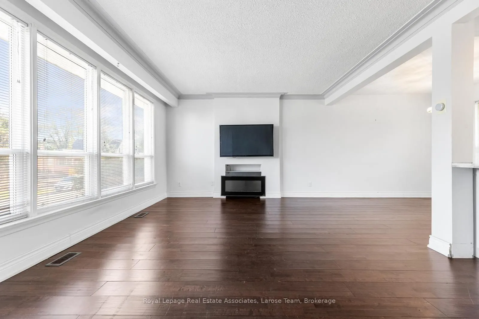 453 Brookside Drive, #Upper