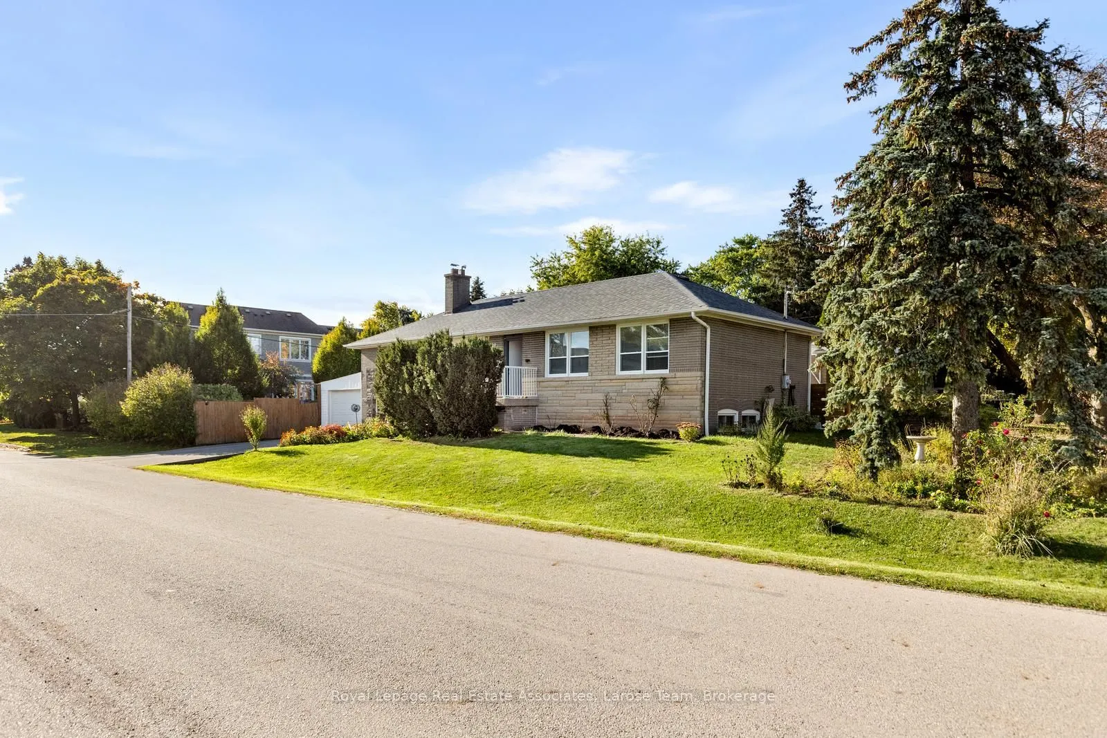 453 Brookside Drive, #Upper