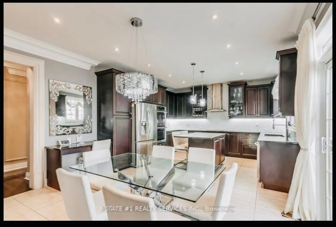 4 Agincourt Circle