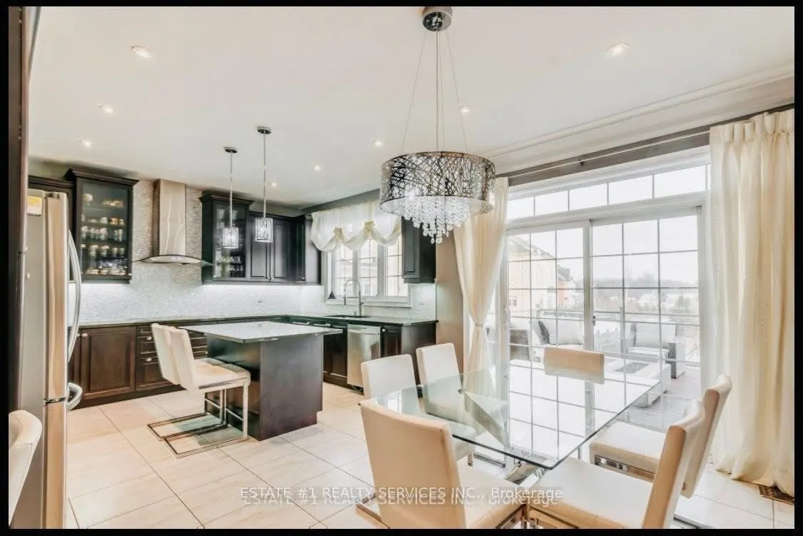 4 Agincourt Circle