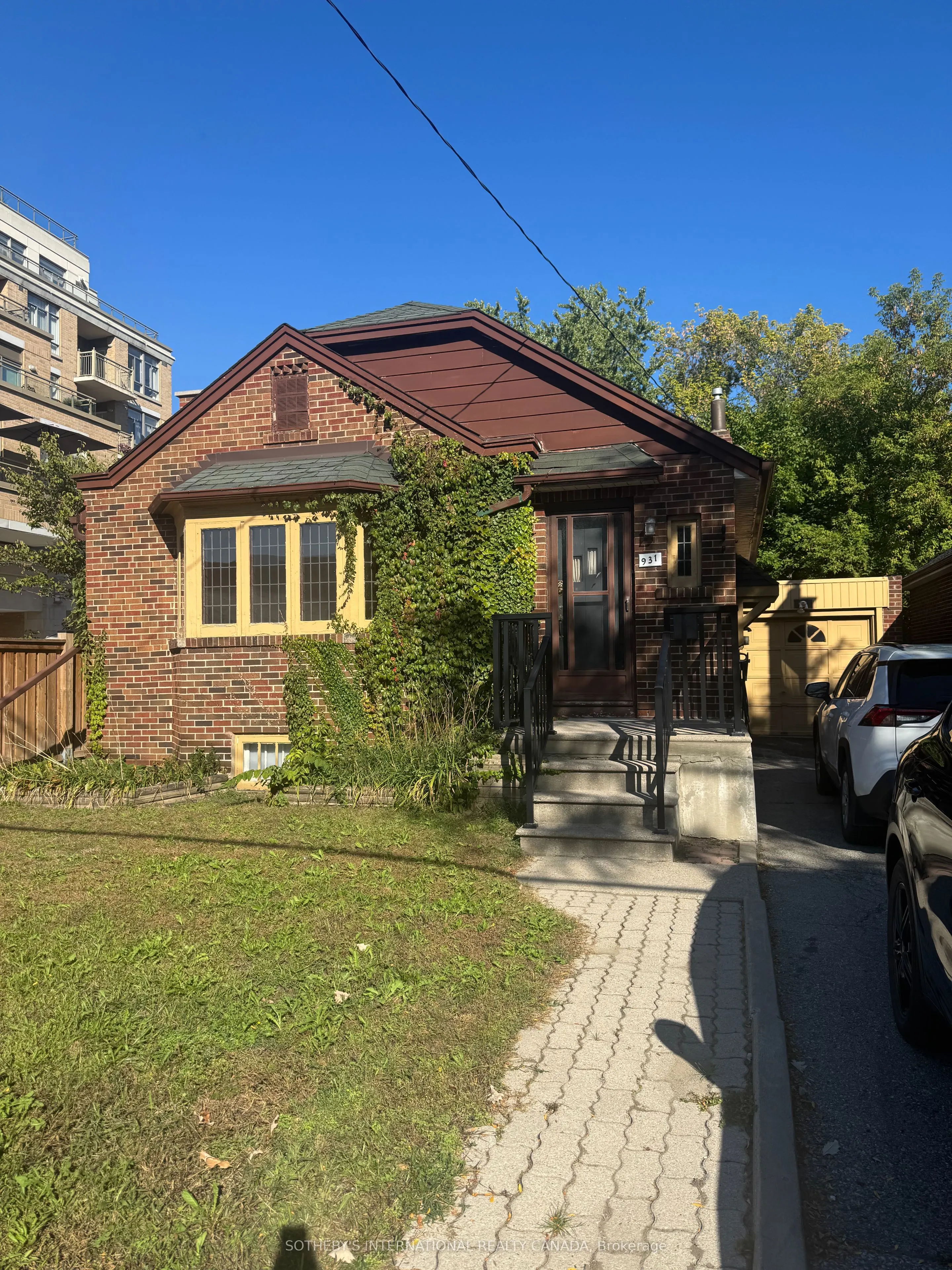 931 Royal York Road