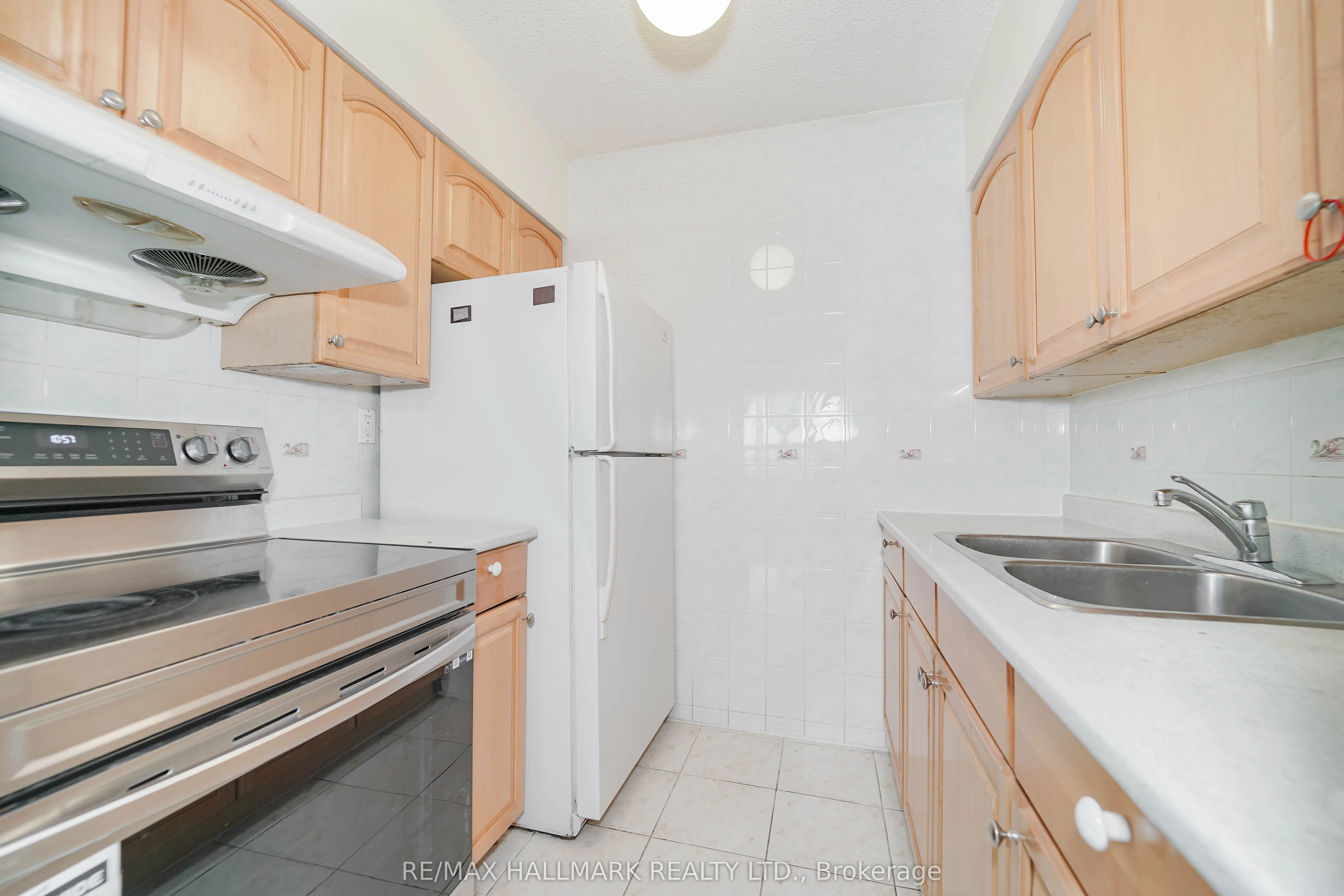 50 LOTHERTON Pathway, #411