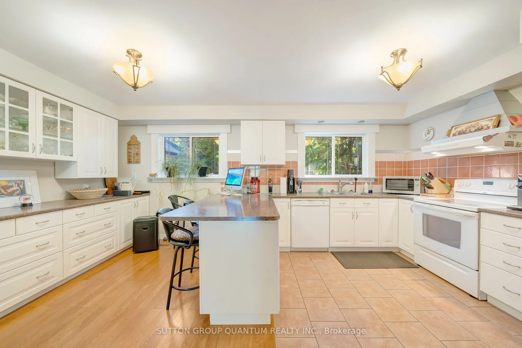1224 Fairdale Drive
