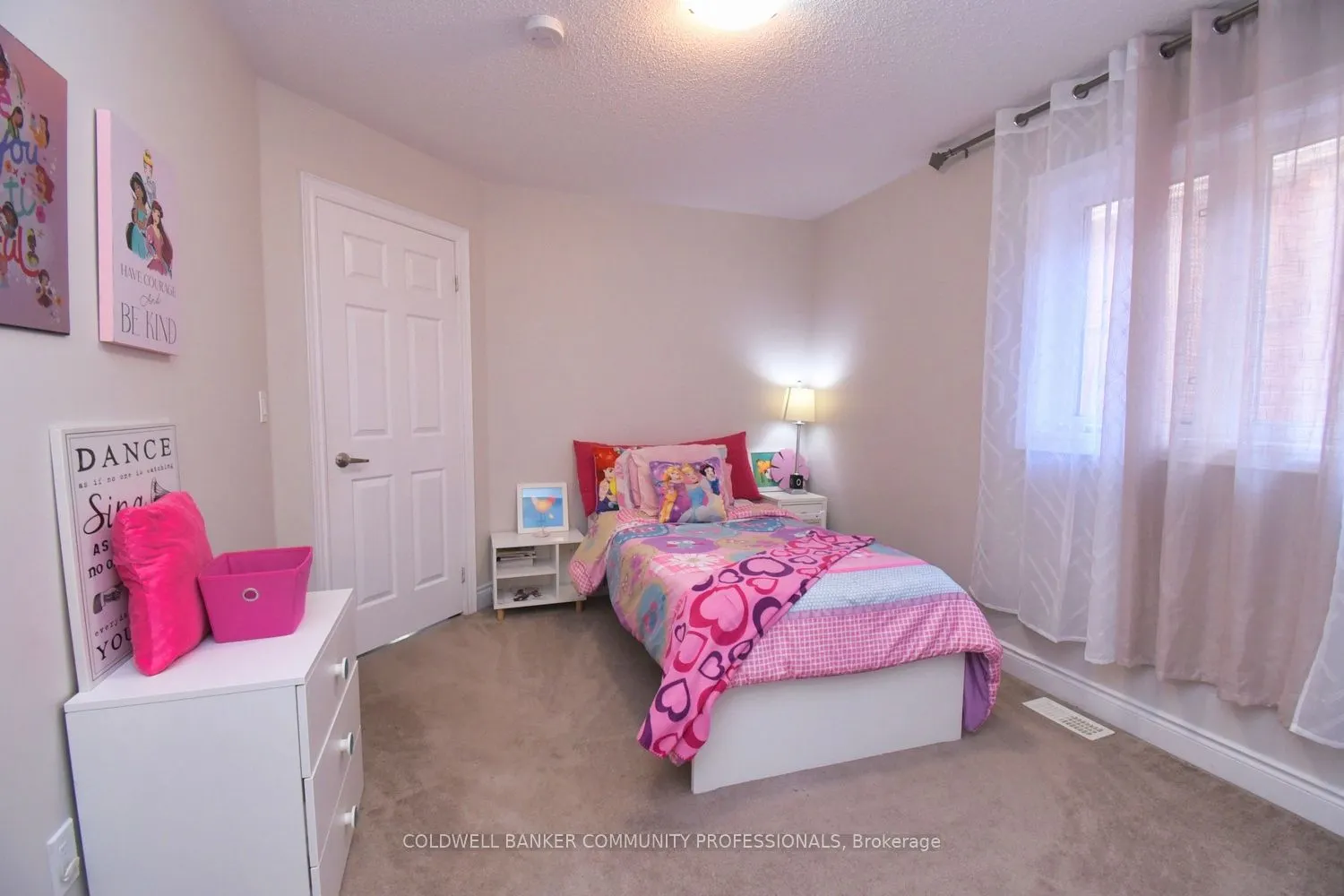 5 Dillon Drive
