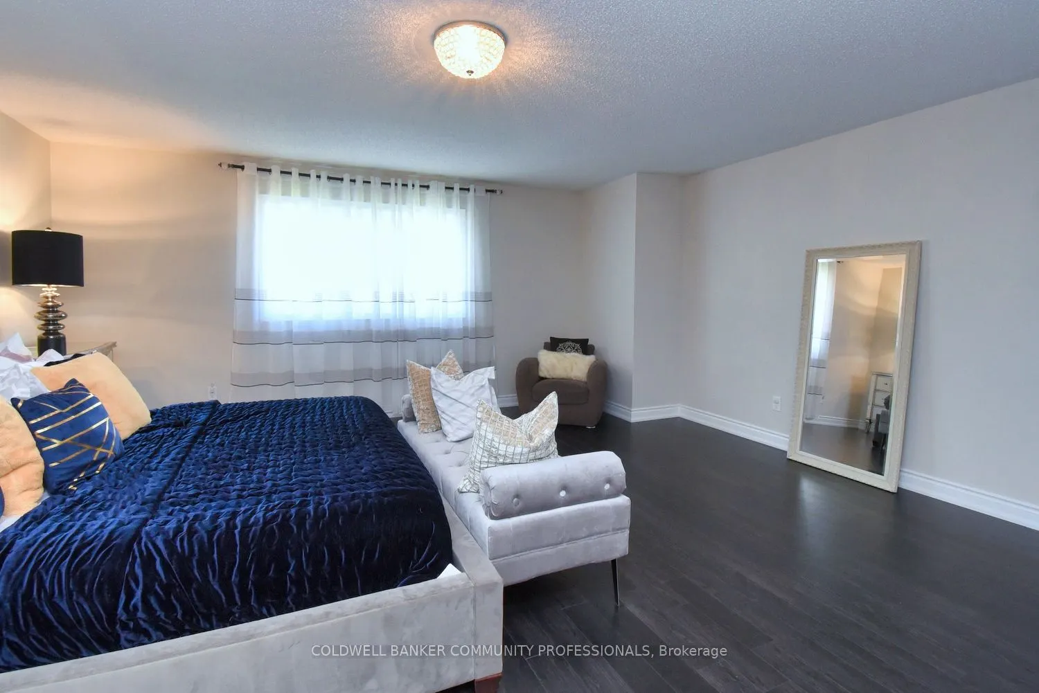 5 Dillon Drive
