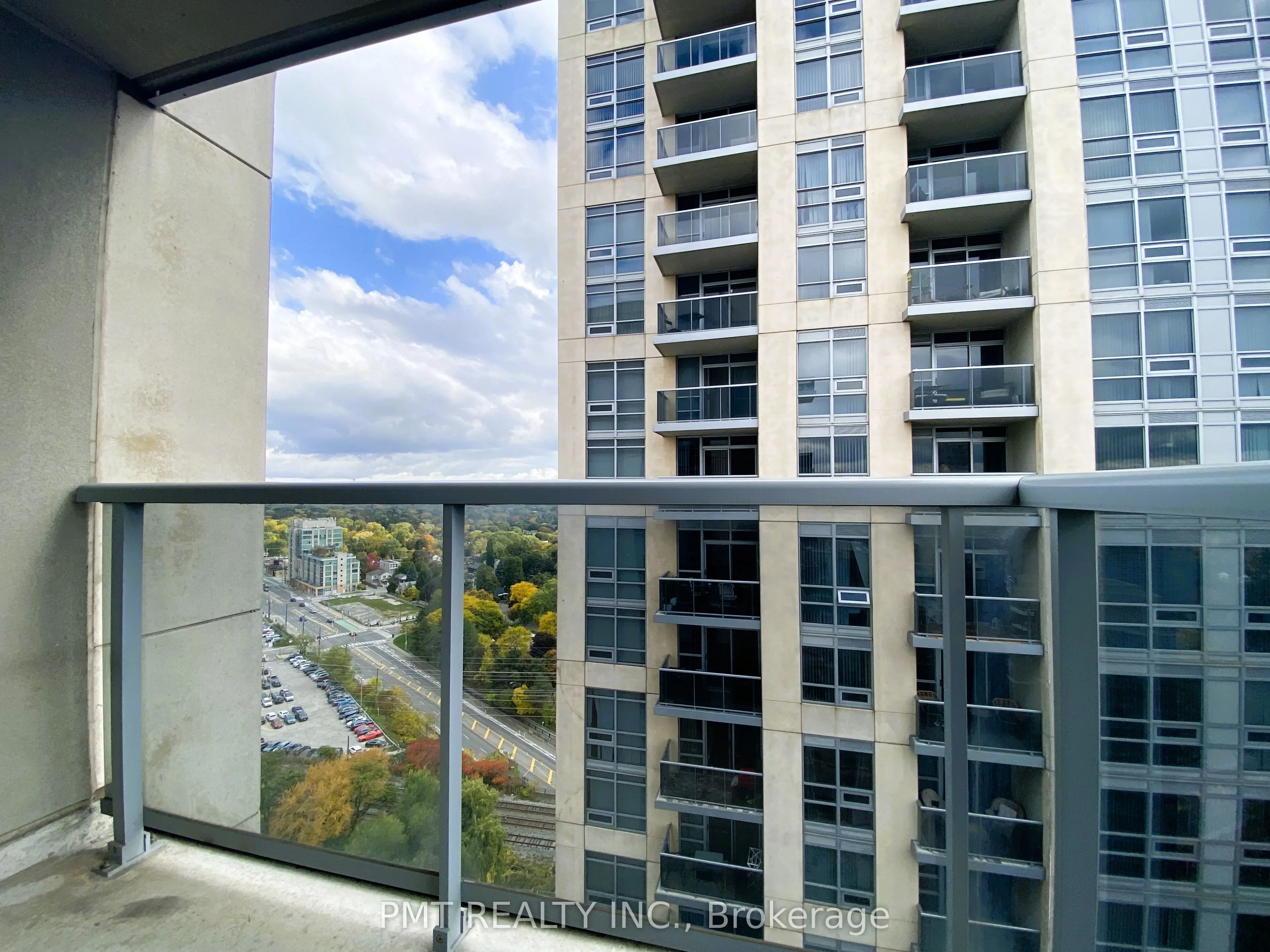 5 Michael Power Place, #2203
